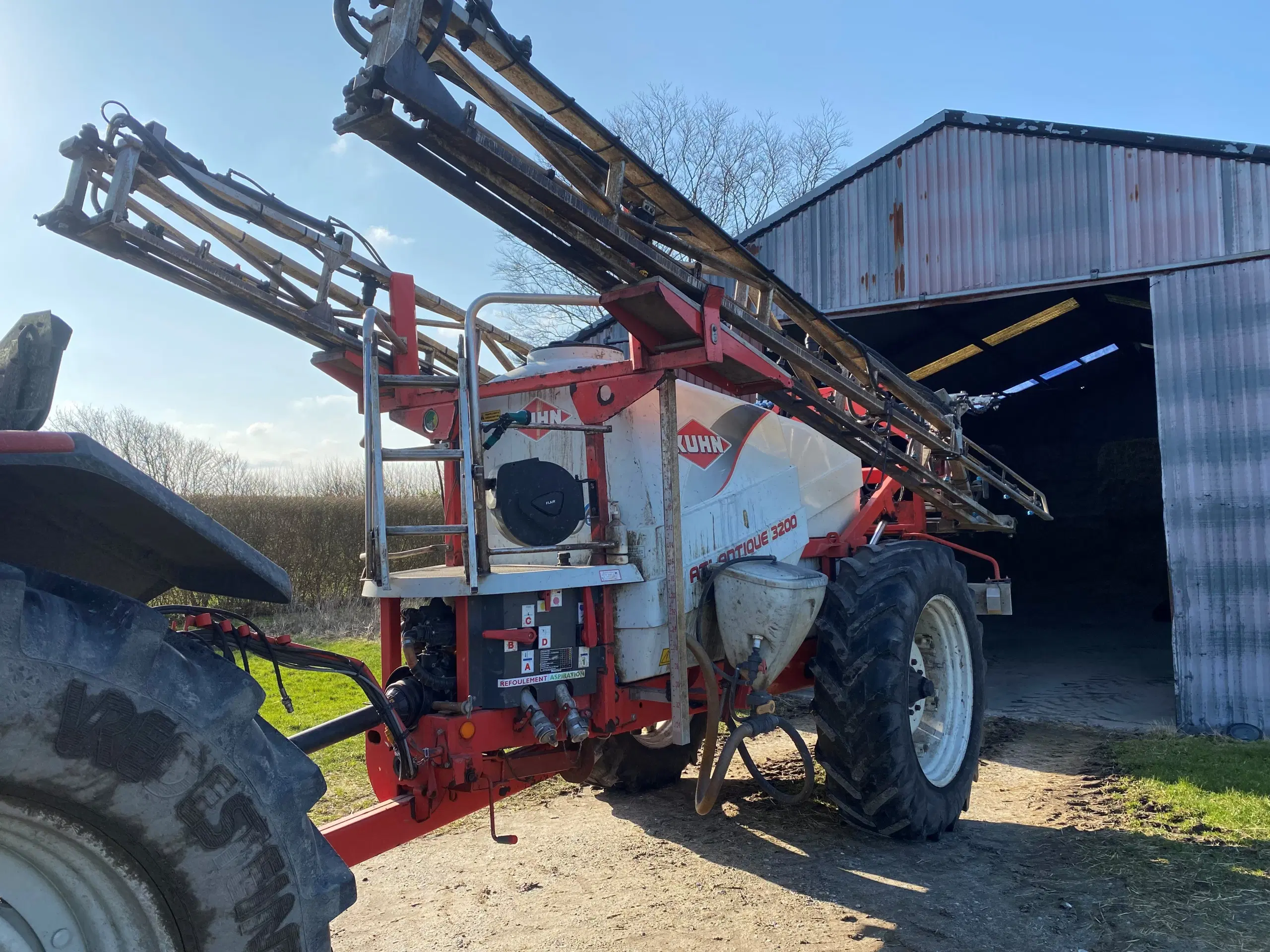 Kuhn Atlantique 3200  Trailersprøjte 24m