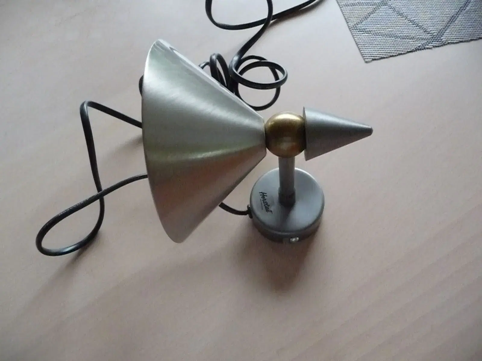 Herstal lampe type 03