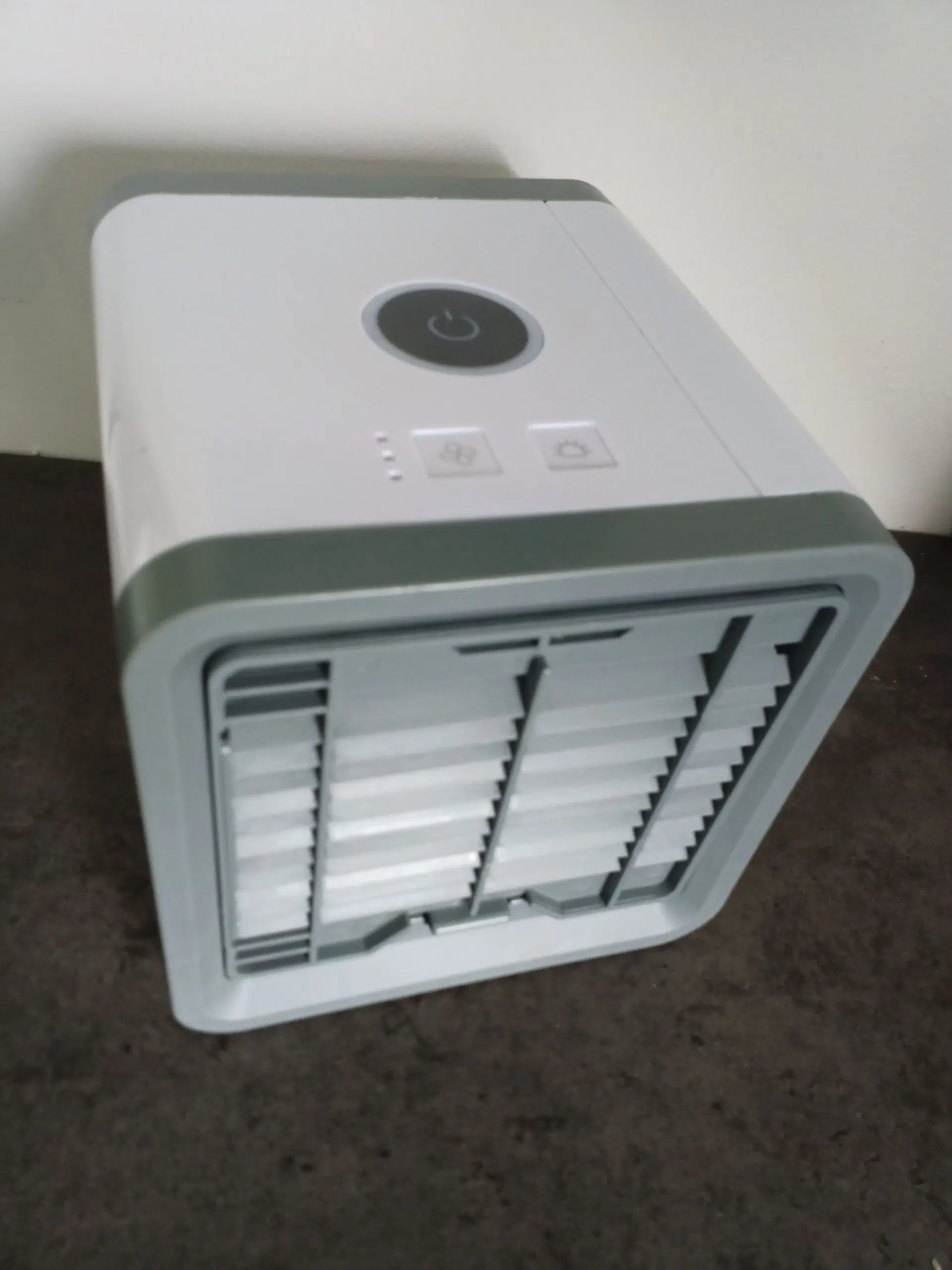 Mini-aircondition - USB tilslutning - farveskift