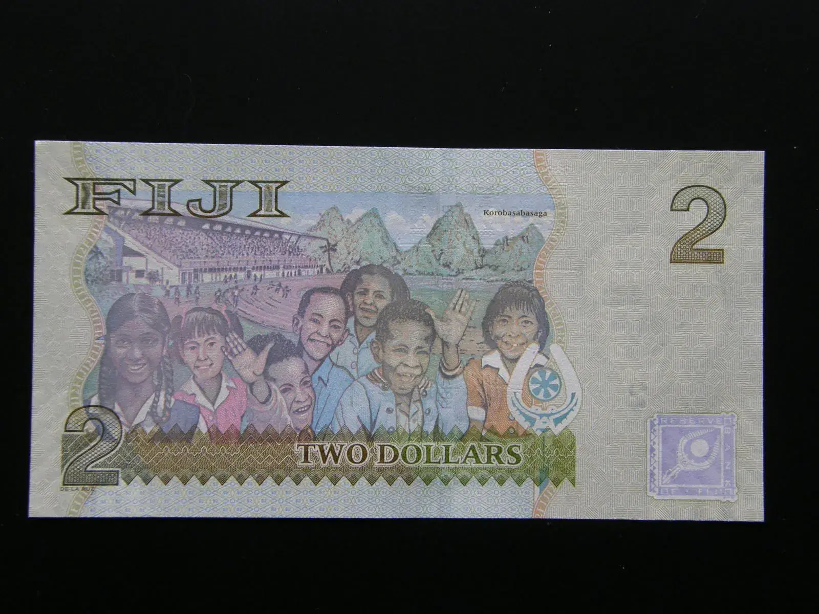 Fiji  2 Dollars 2007  P109  Unc