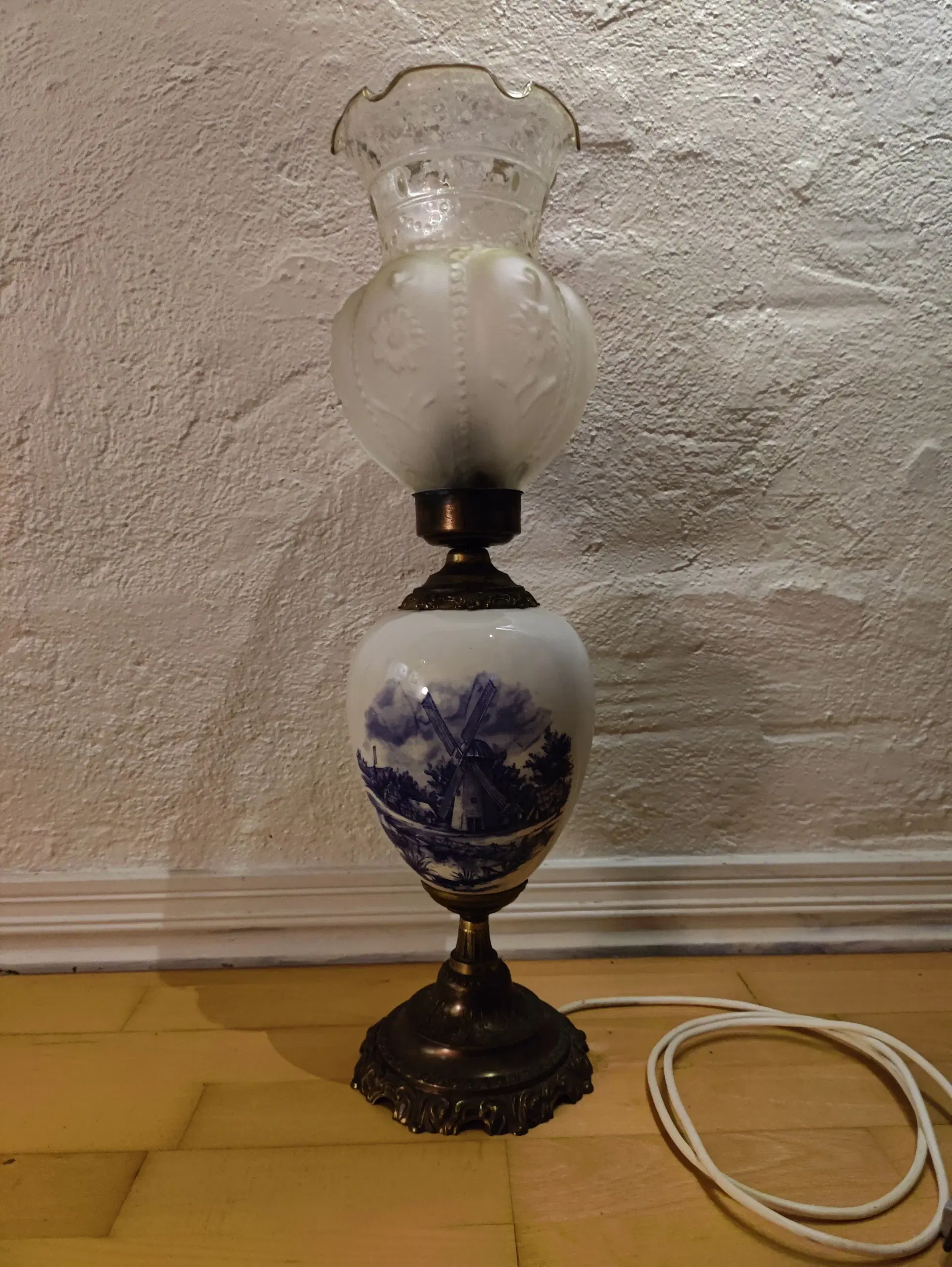 Delft porcelænslampe?