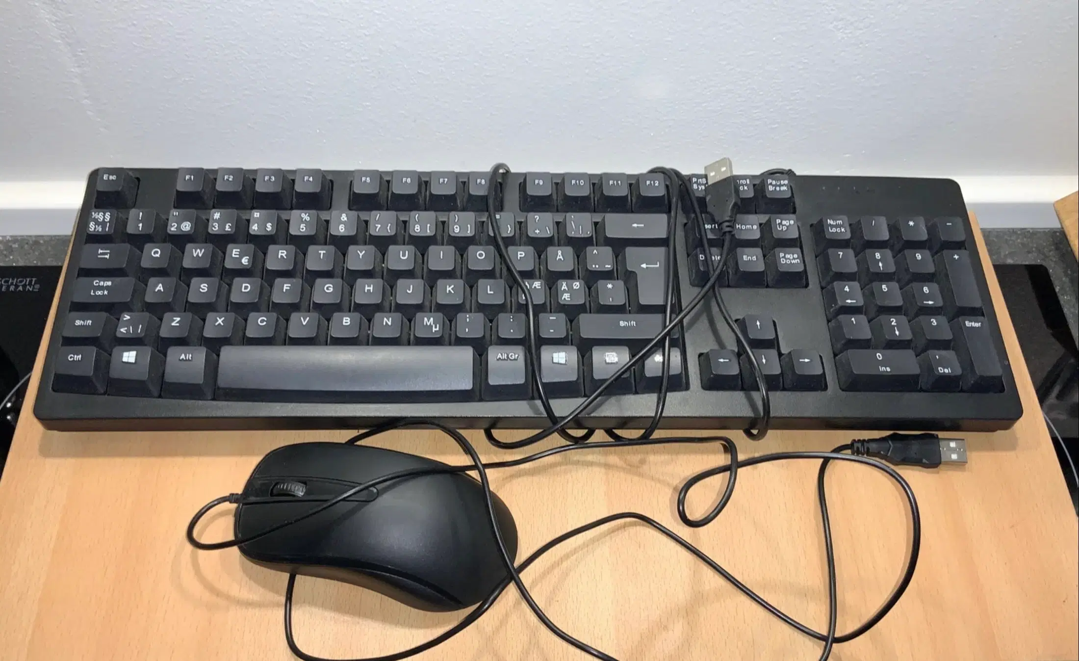 Tastatur Eletra EC1000BK med mus