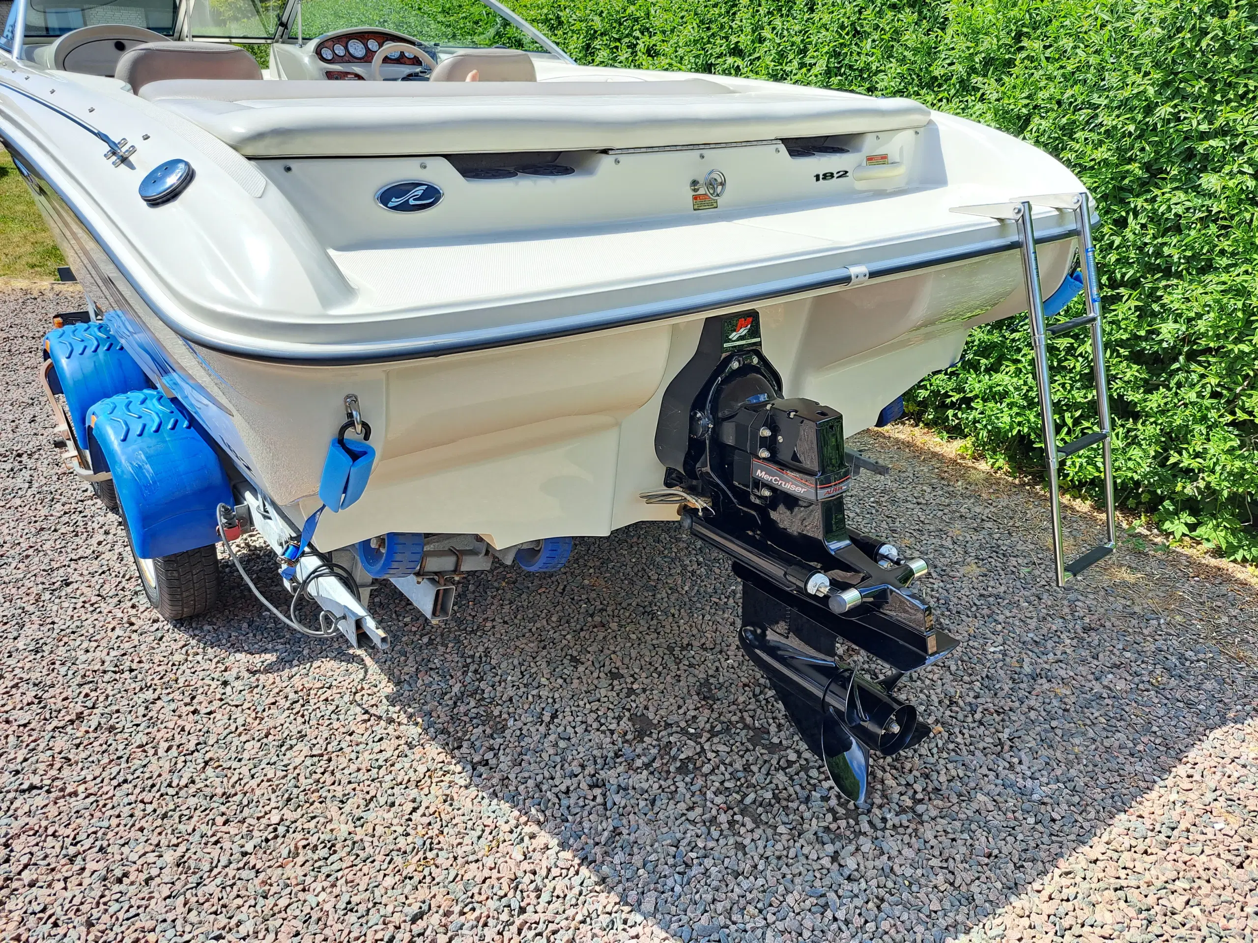 Searay Bowrider 182