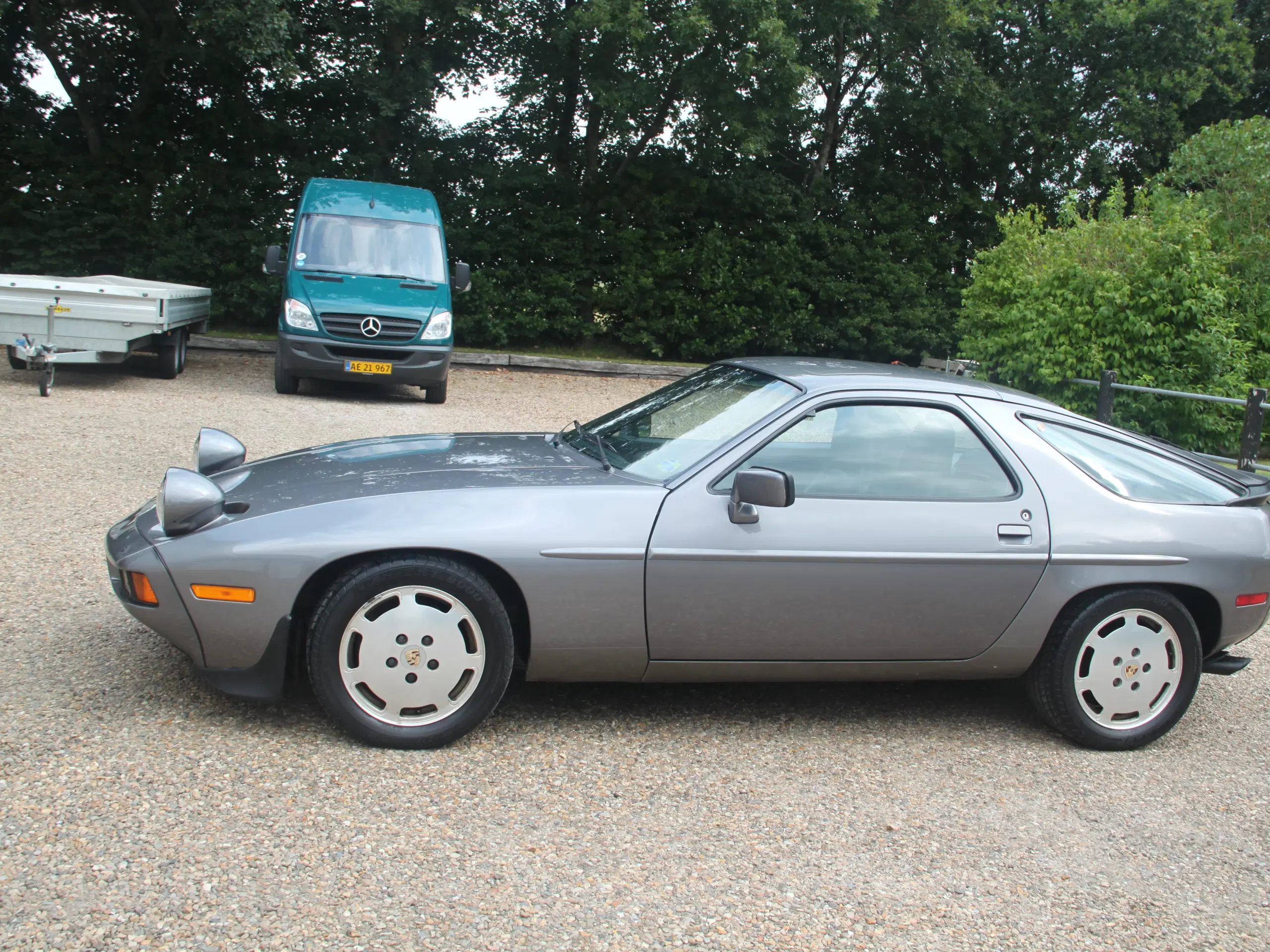 Porsche 928 S