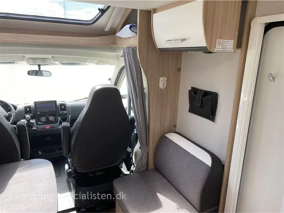 2021 - SunLight T 69 L   Flot  Autocamper fra SunLight  model 2021 kan nu Ses hos Camping-Specialistendk