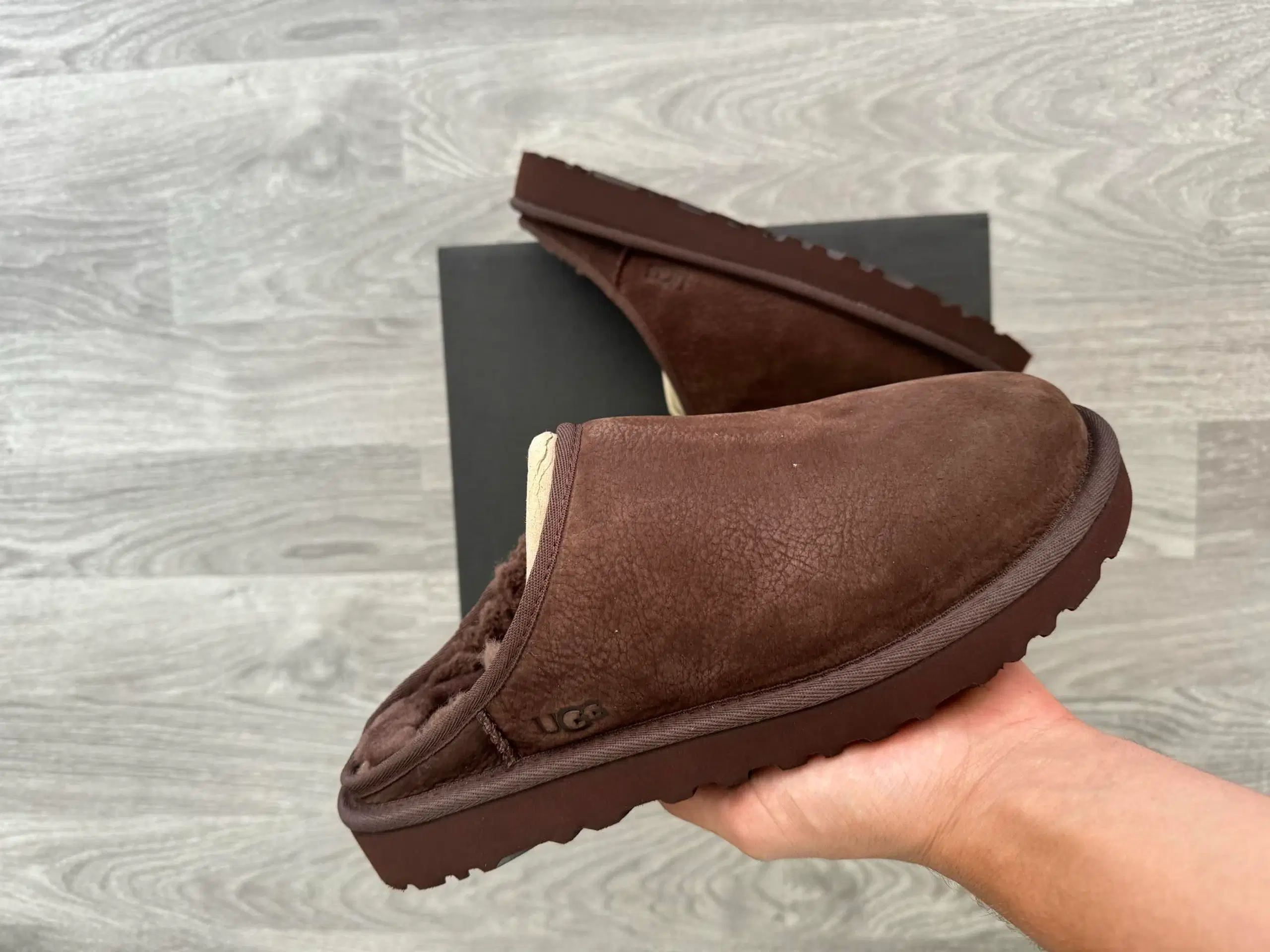 Nye ! UGG slip ons str 42 brun