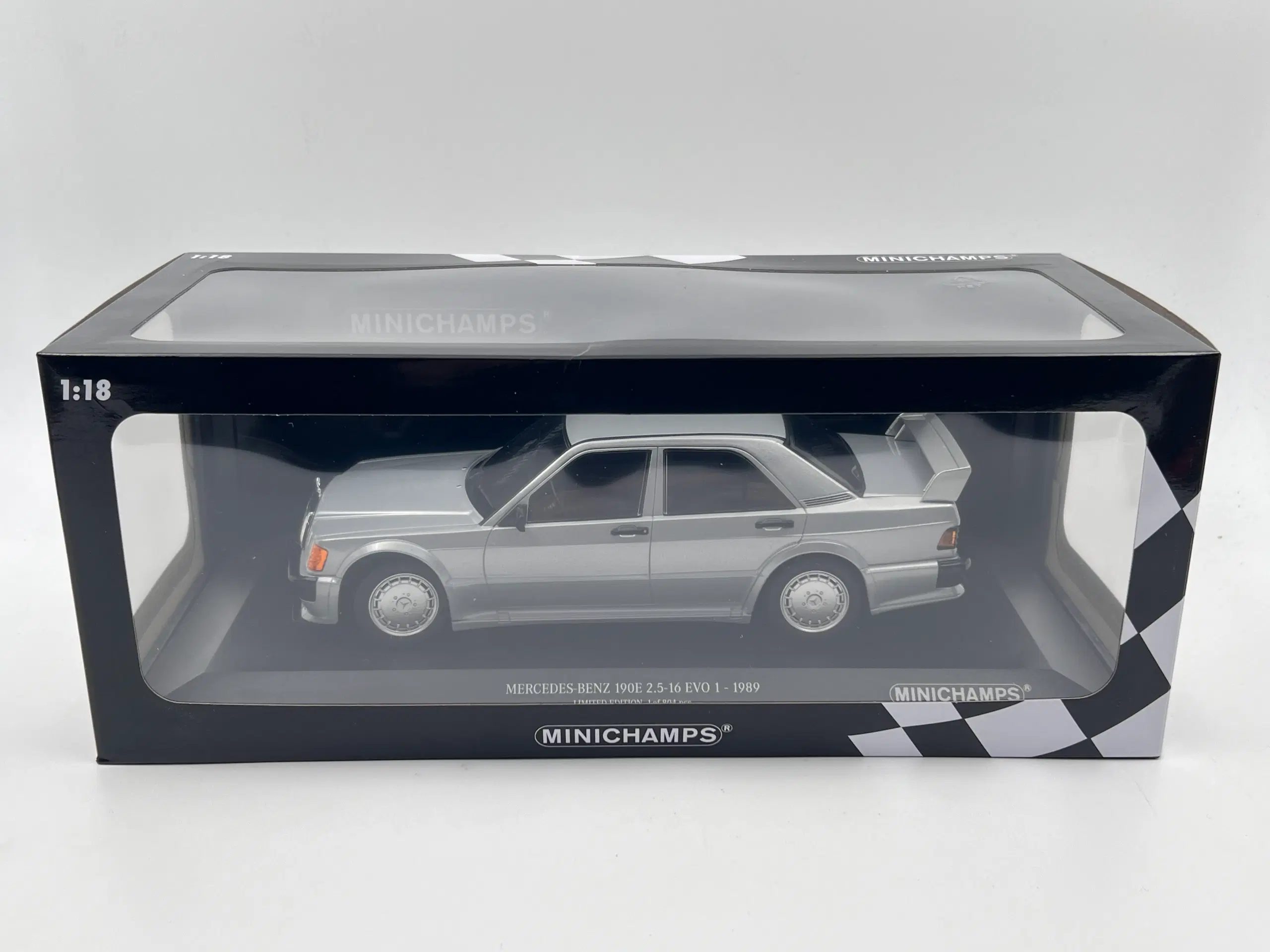 1989 Mercedes-Benz 190E 25-16 Evo 1 - 1:18