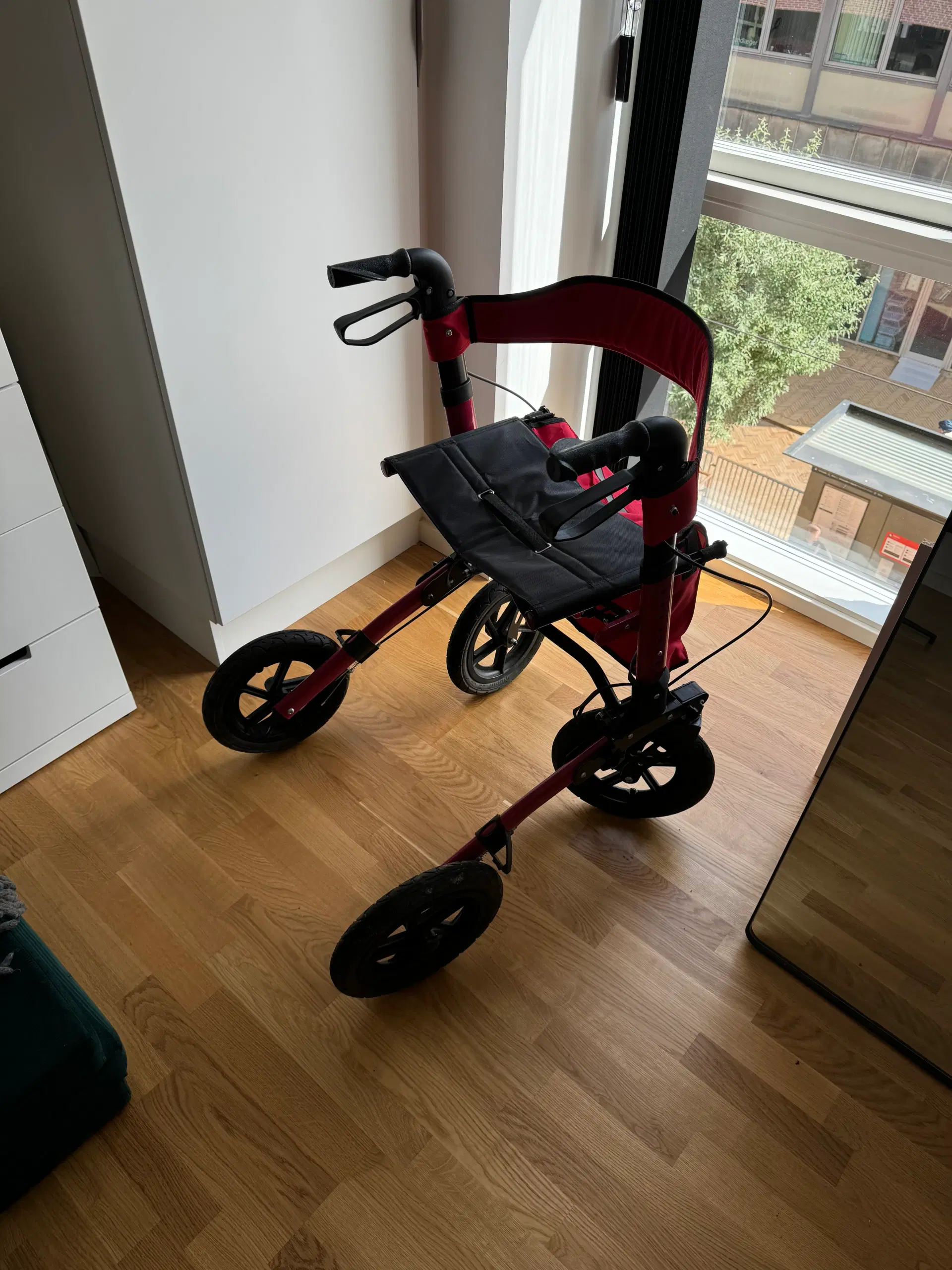 Rollator Lindebjerg HF-200