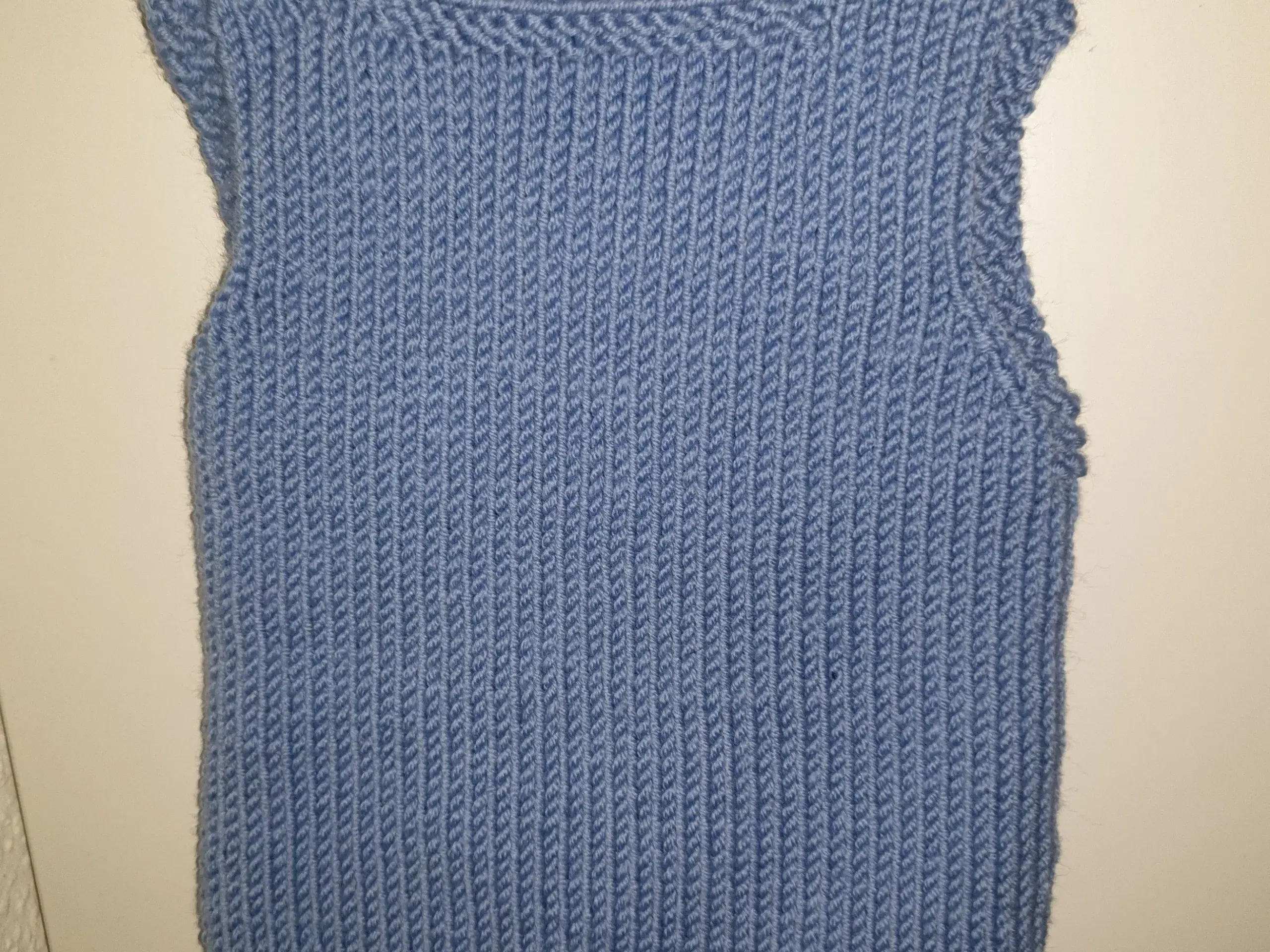 Babyvest str 0-3 mdr (str ca 56 cm) - helt NY!