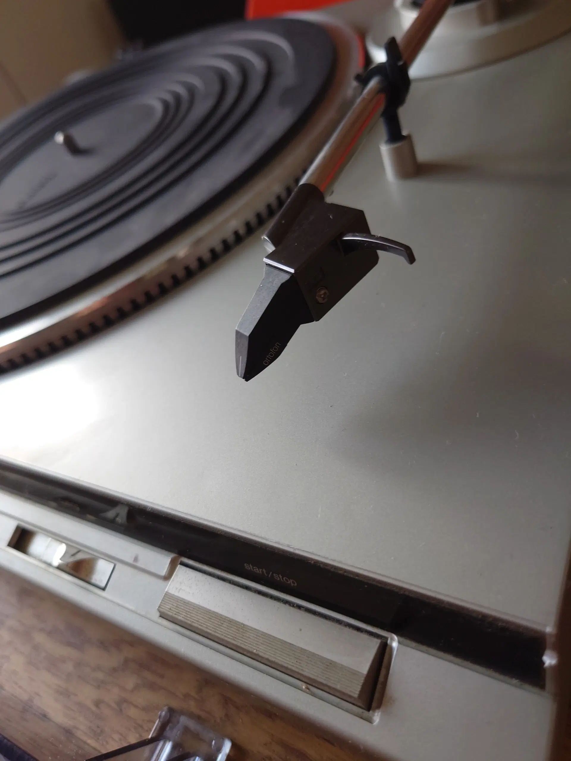 Technics SL-DD33 pladespiller