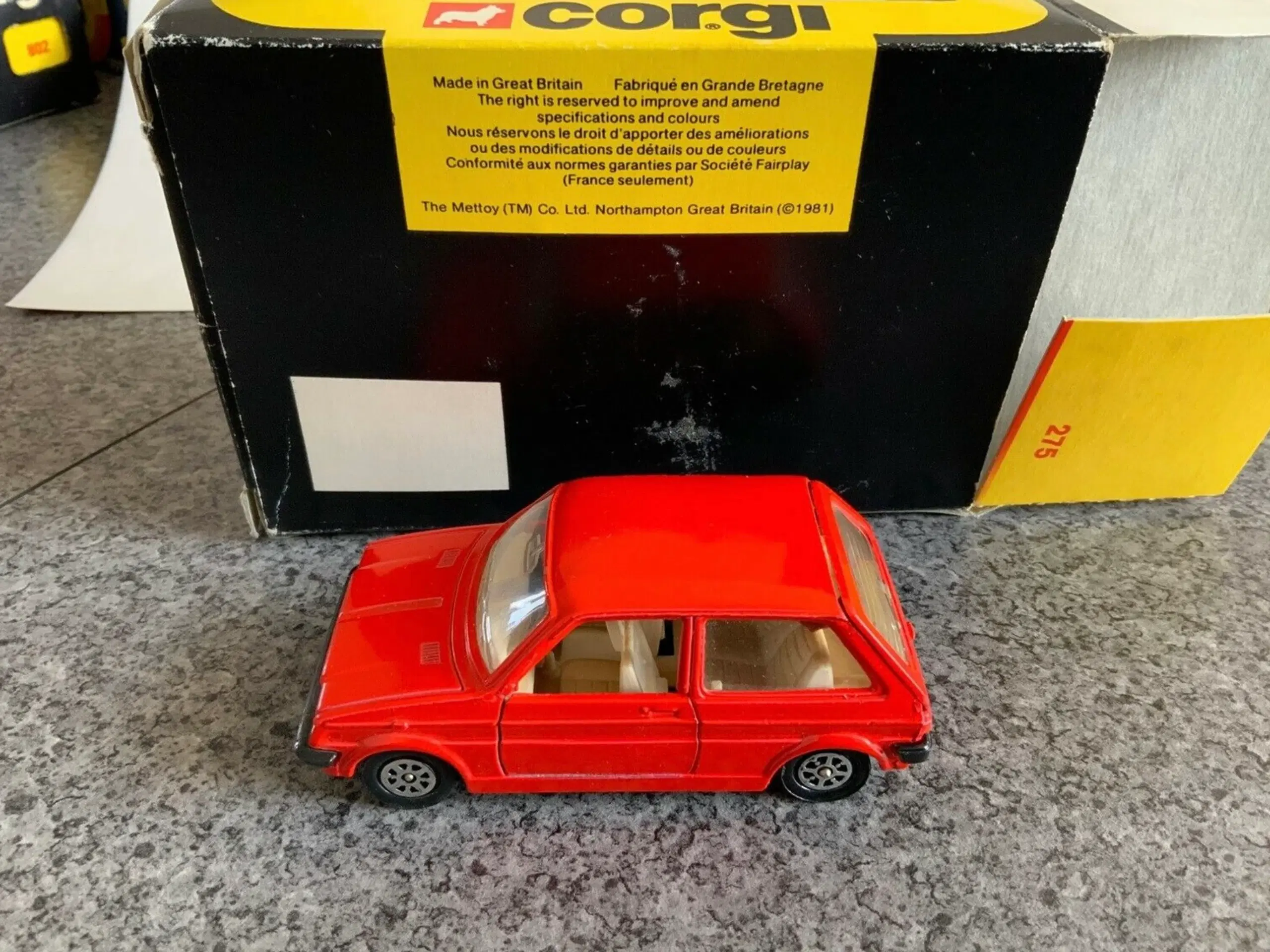 Corgi Toys No 275 Austin Metro