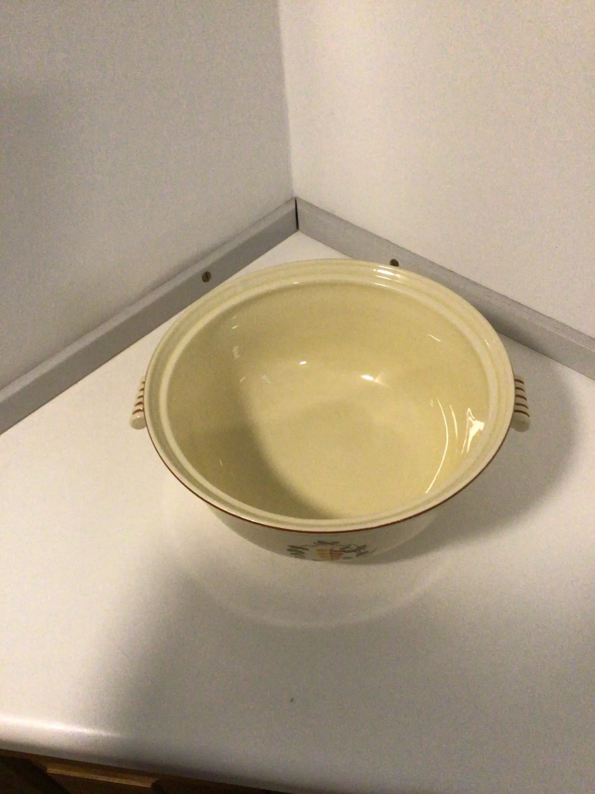 Gammel terrin m/låg fra Villeroy &  Boch