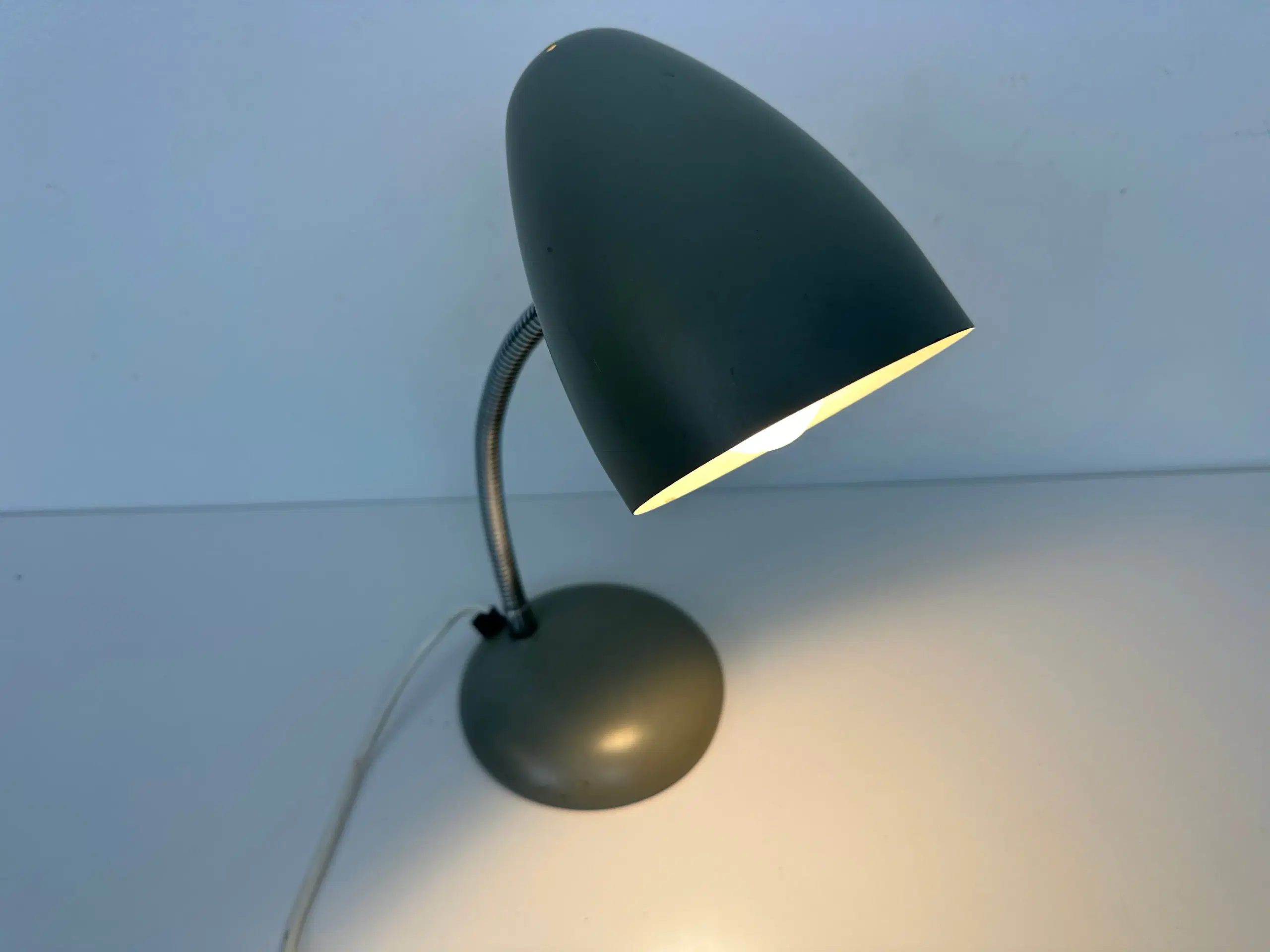 Retro bordlampe m flex grå