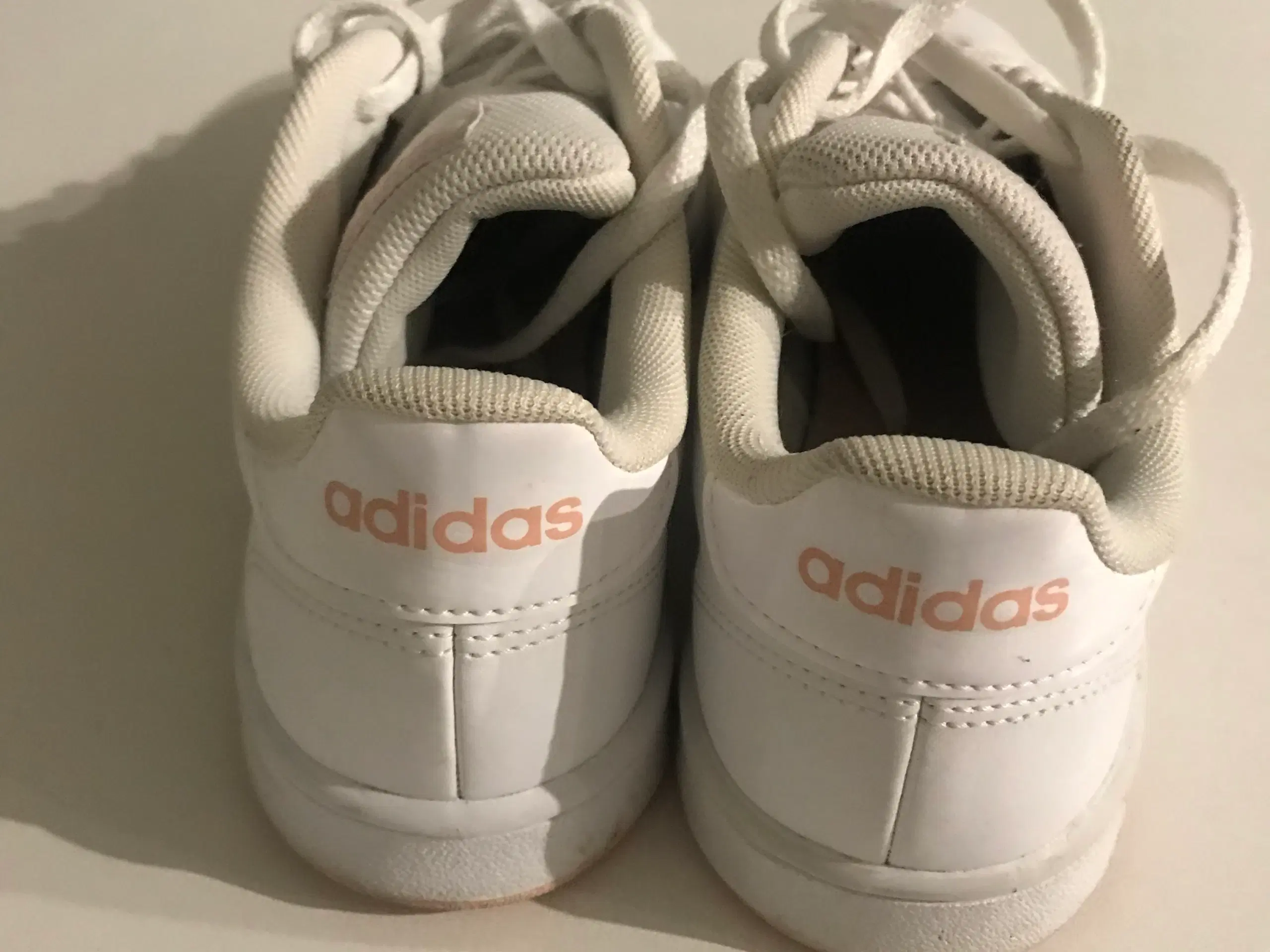 Adidas sko str 38/39