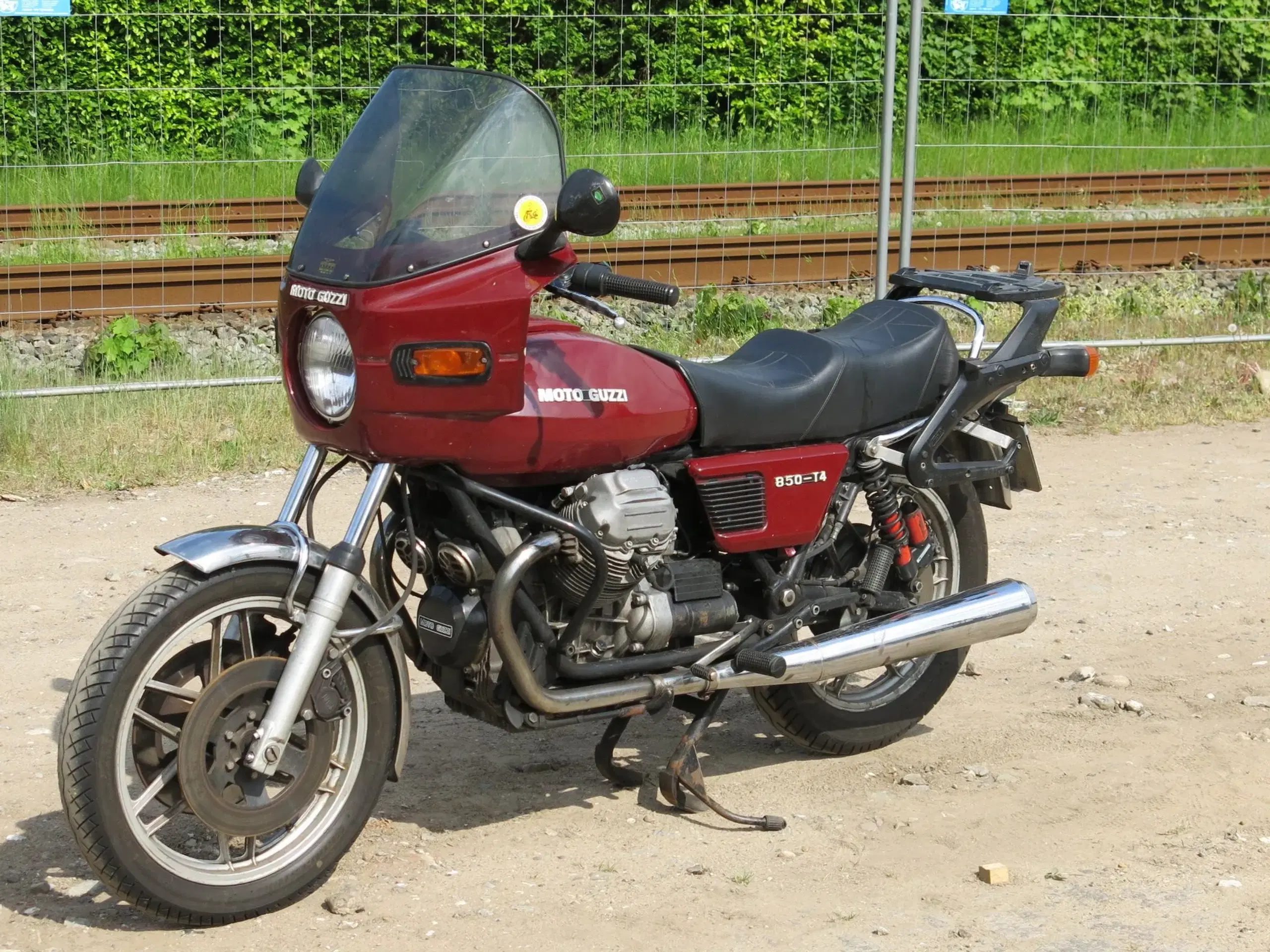 Moto Guzzi 850 T4