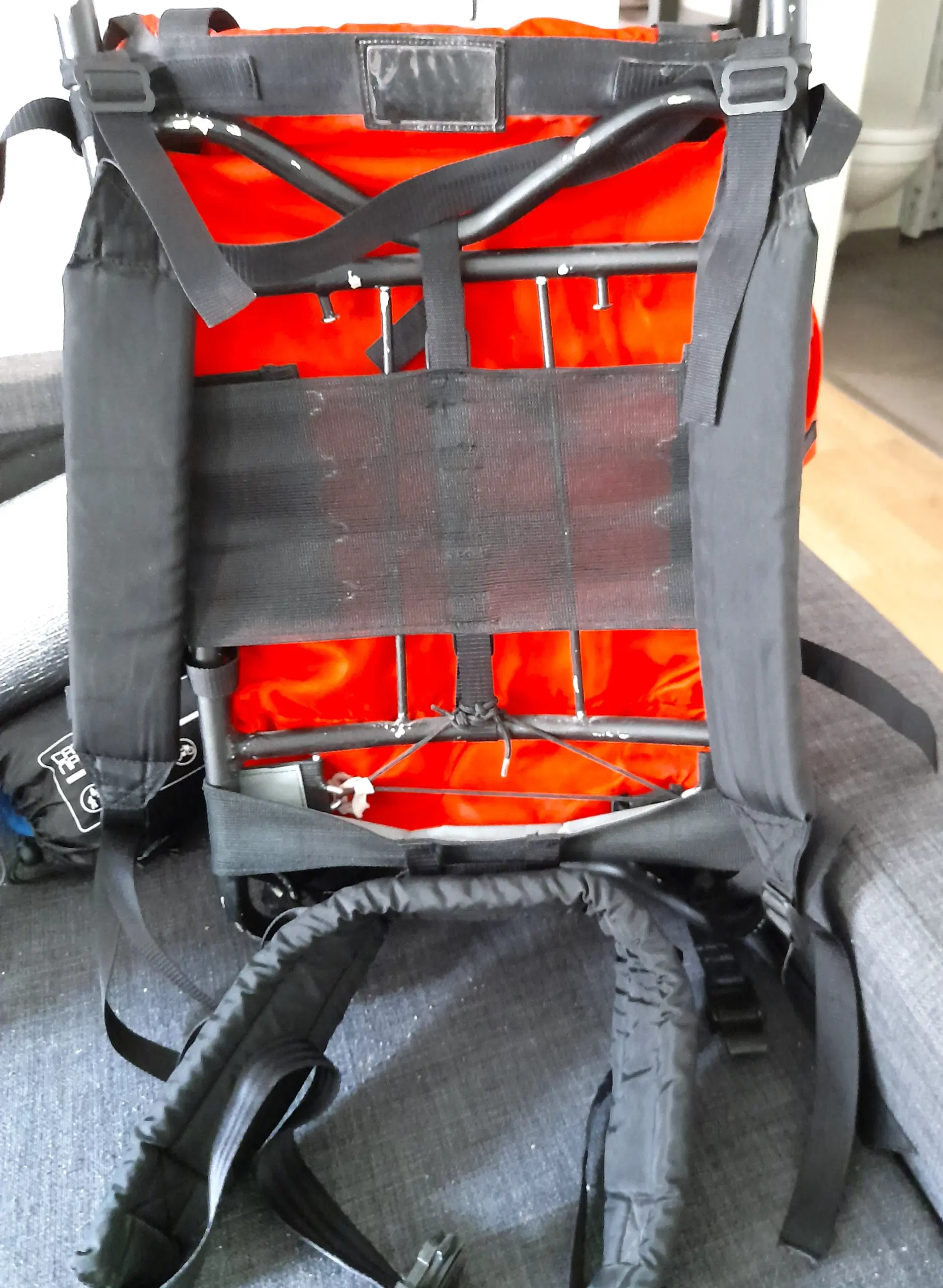 VANDRERYGSÆK / HIKING BACKPACK ASIVIK 45 Liter