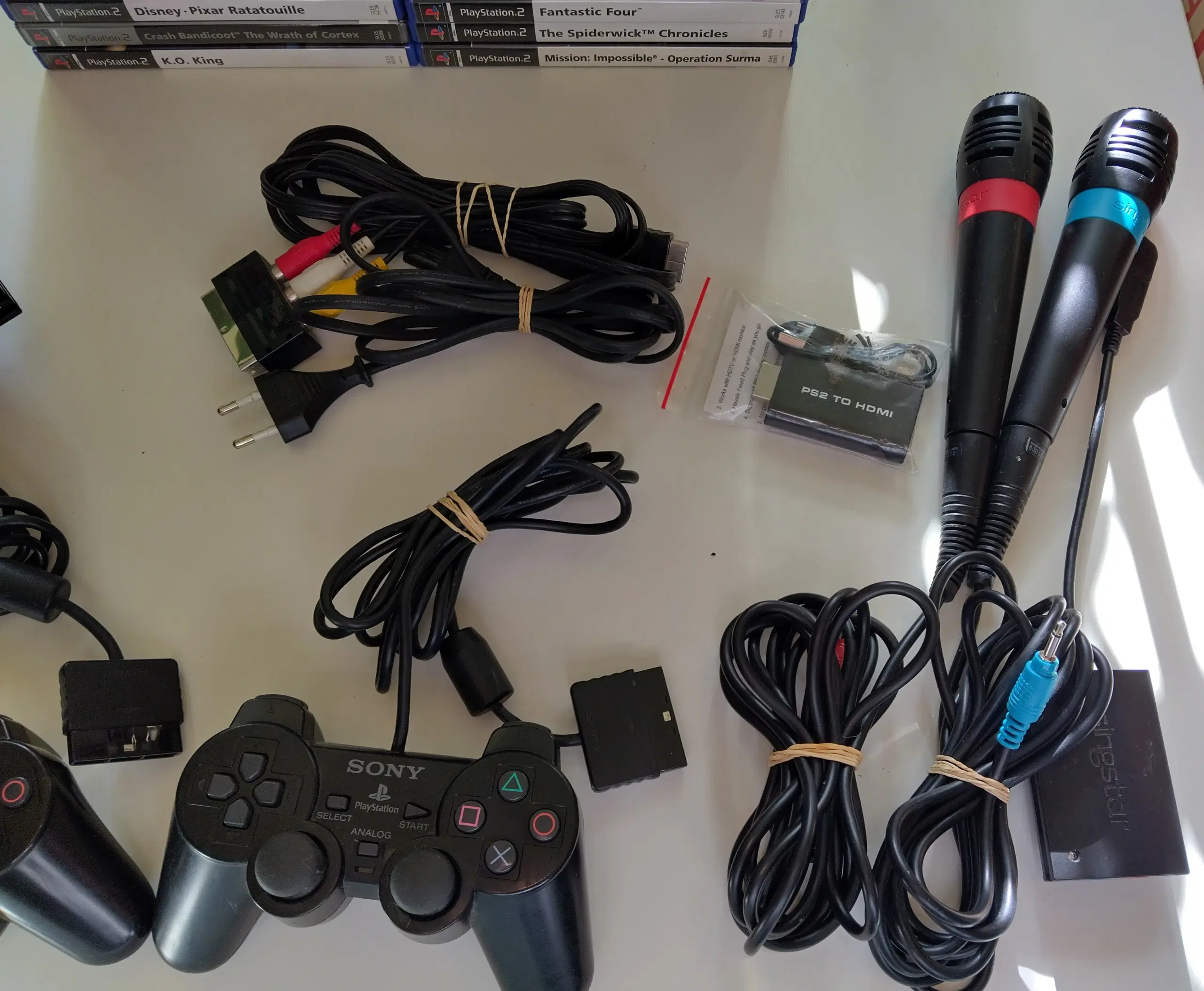 Playstation 2 med tilbehør