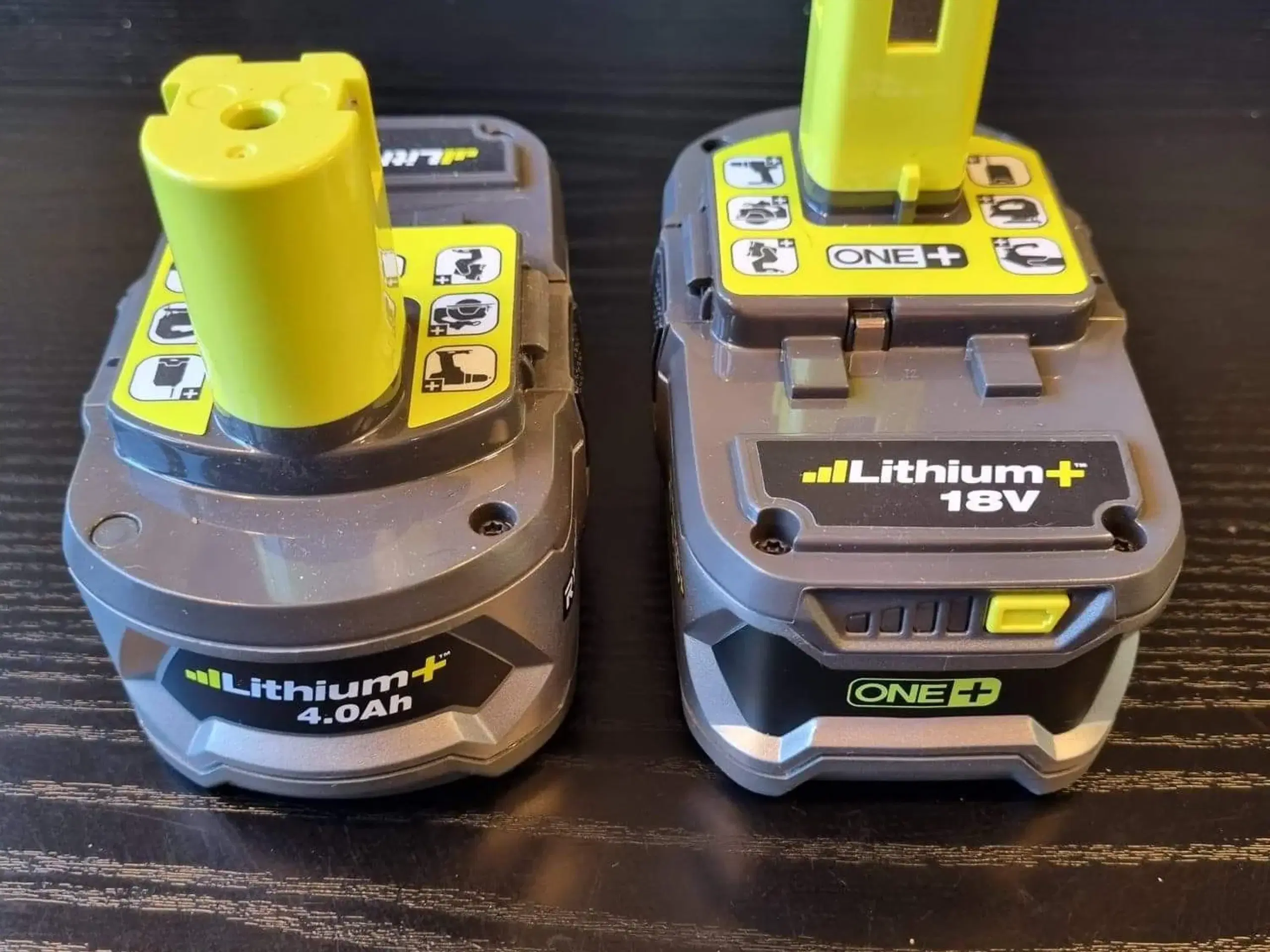 Ryobi EZ Clean - sæt med batterier