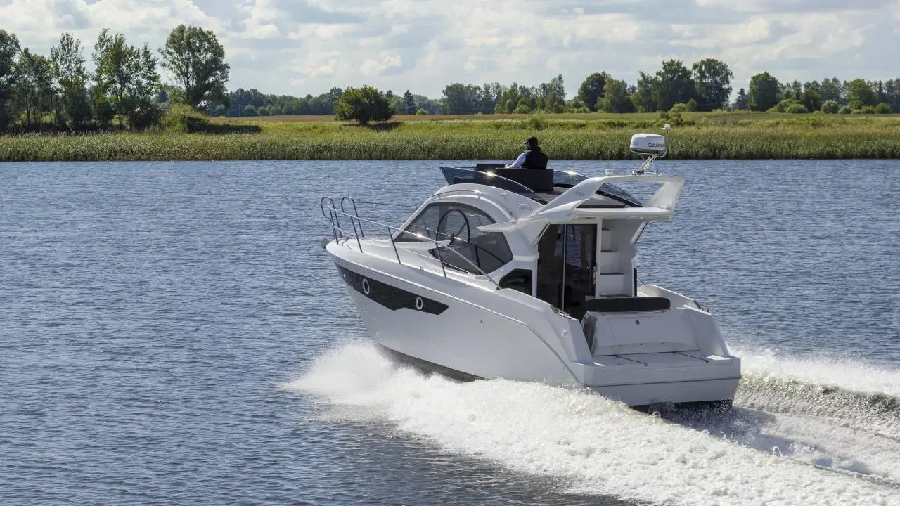 Galeon 300 FLY