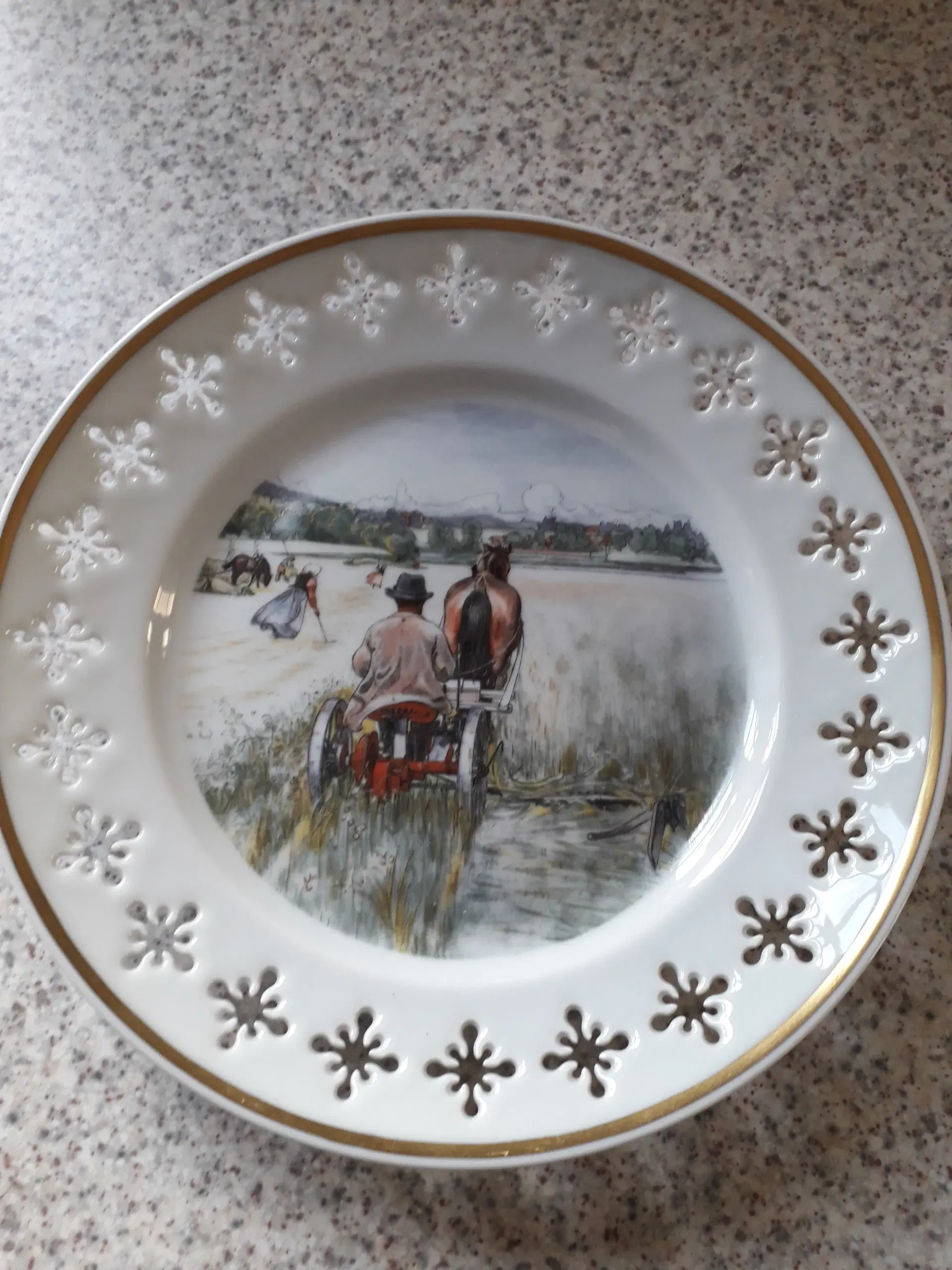 Carl Larsson-platter fra Bing og Grøndahl