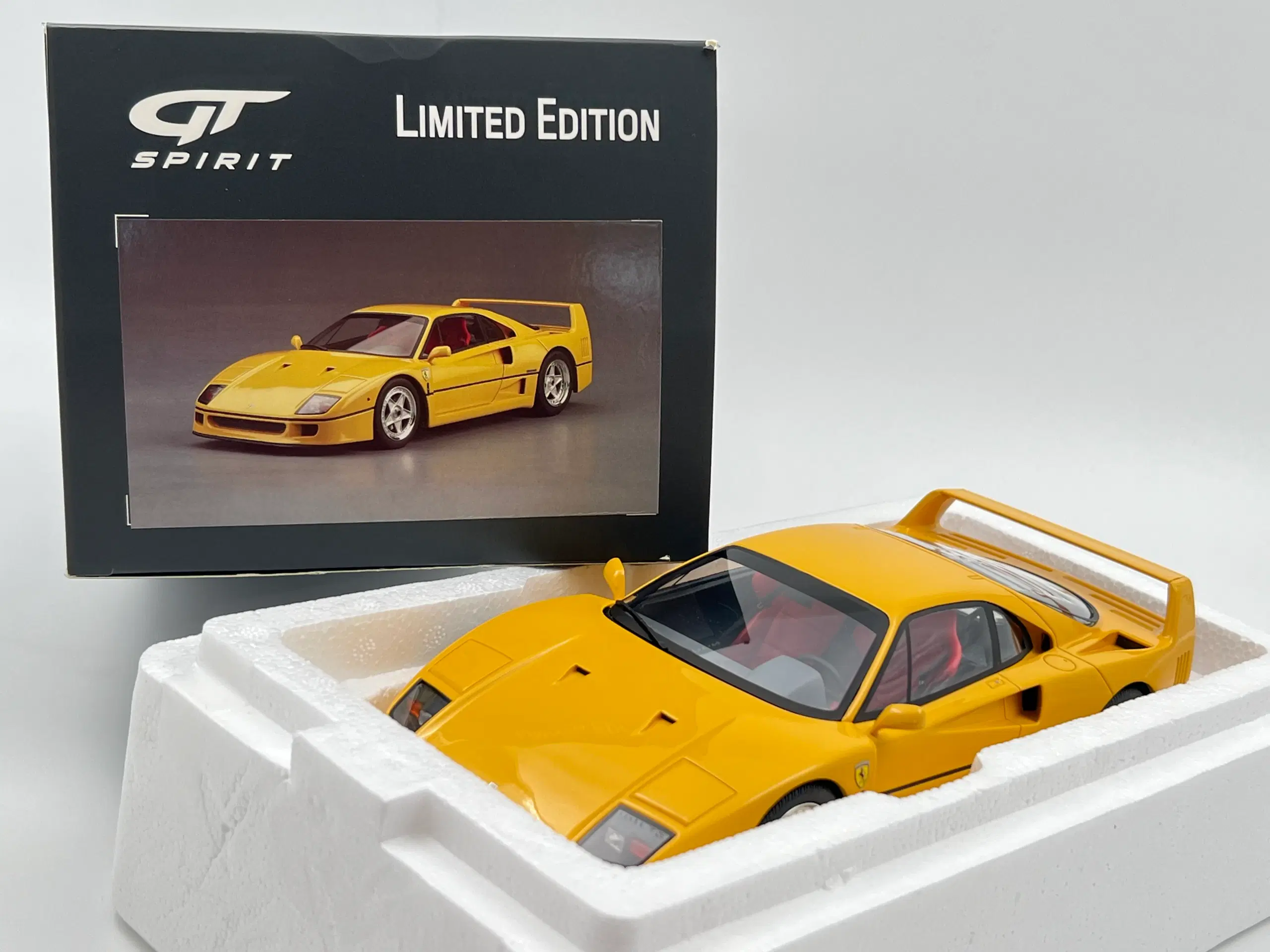 1987 Ferrari F40 - Limited Edition 56/999 - 1:18