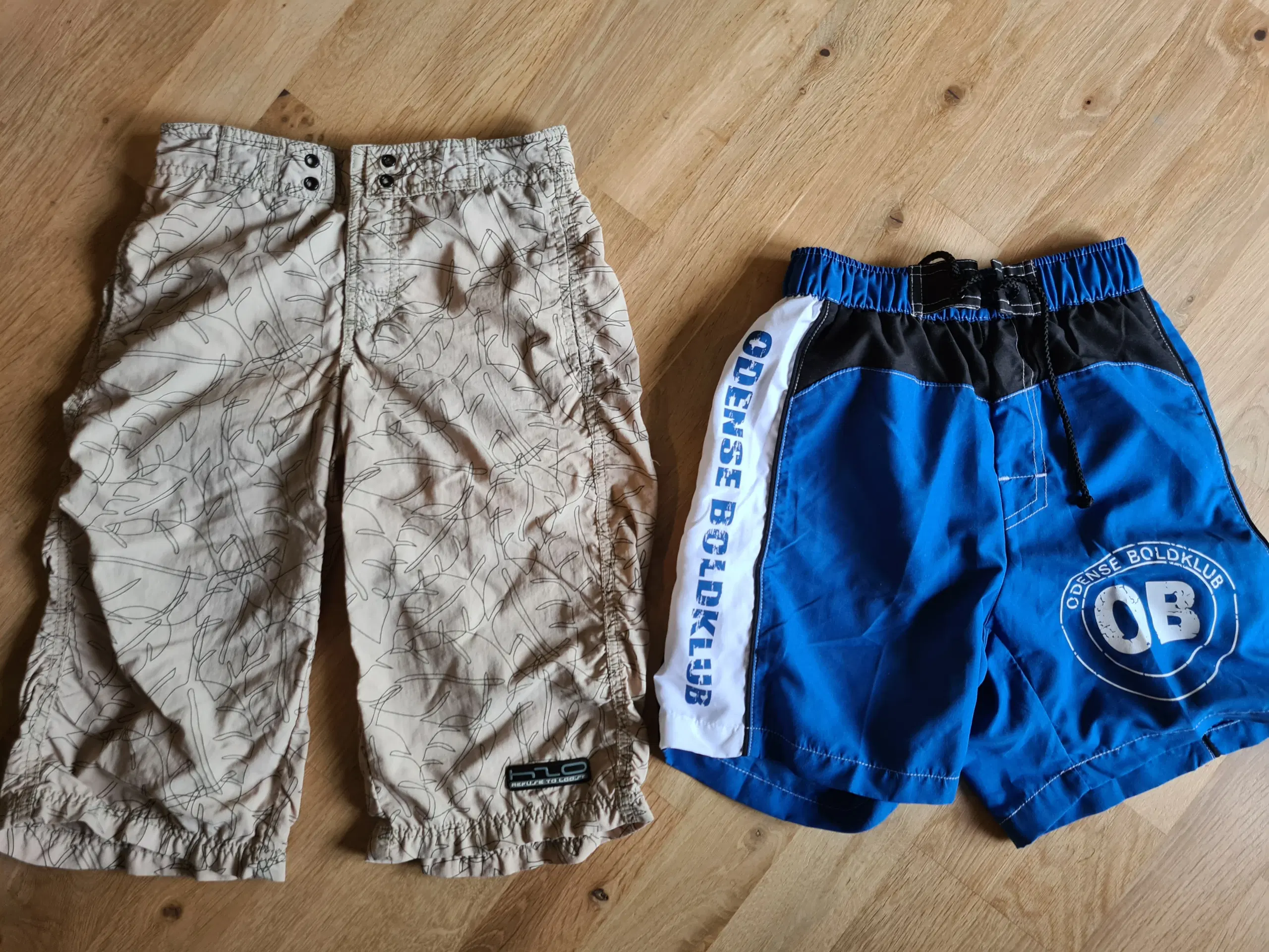 Bade shorts str 2 år-10 år