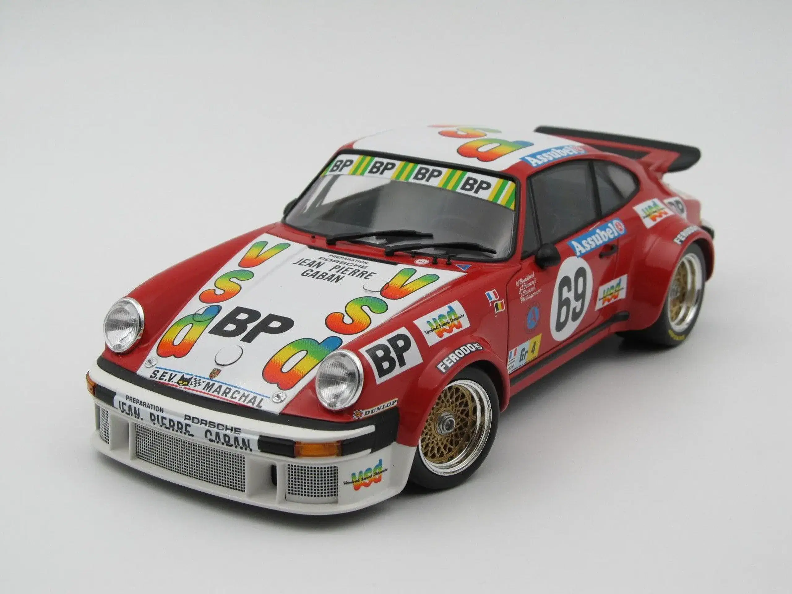 1978 Le Mans Porsche 911 / 934 30 Turbo #69 -1:18