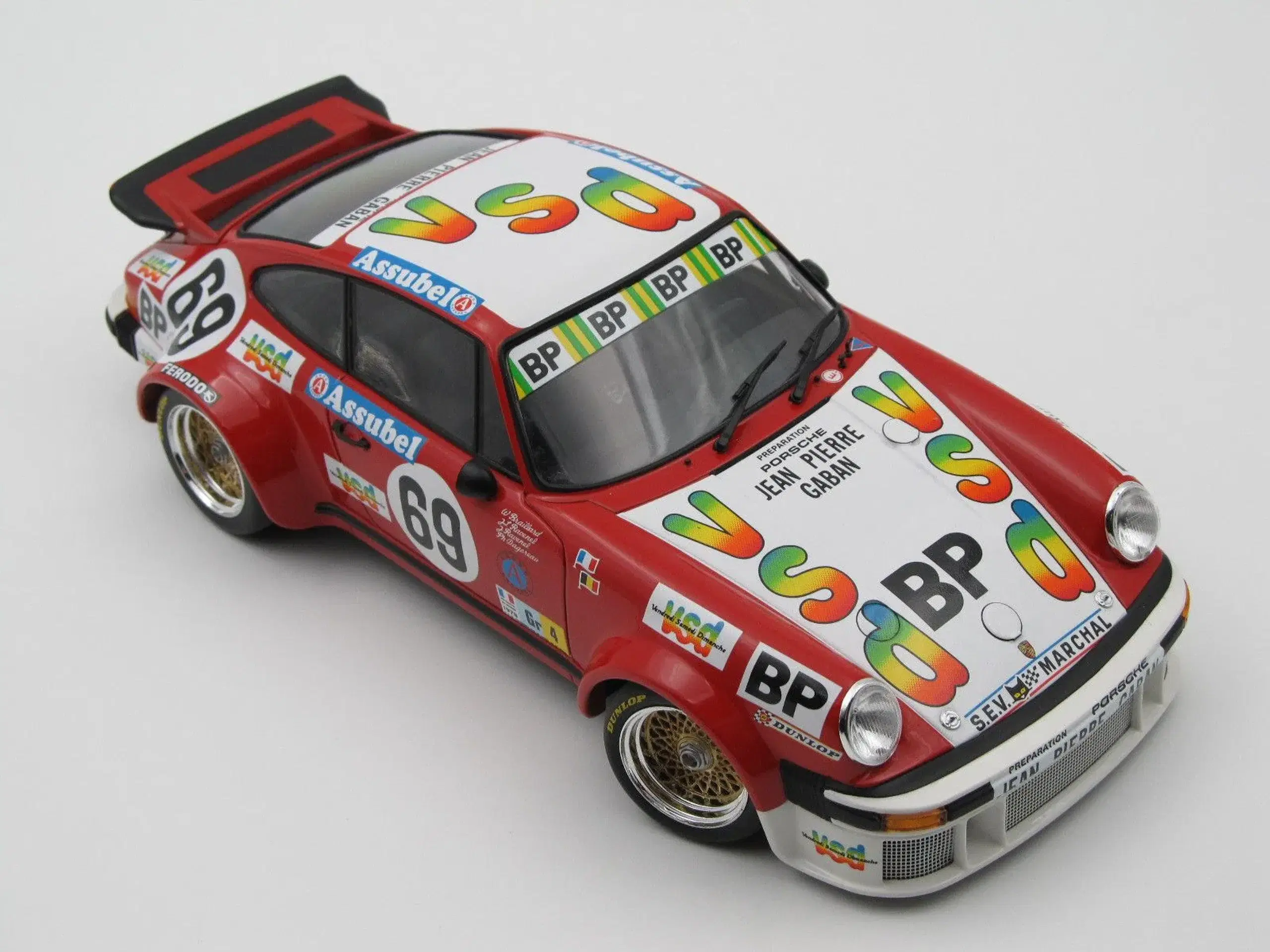 1978 Le Mans Porsche 911 / 934 30 Turbo #69 -1:18