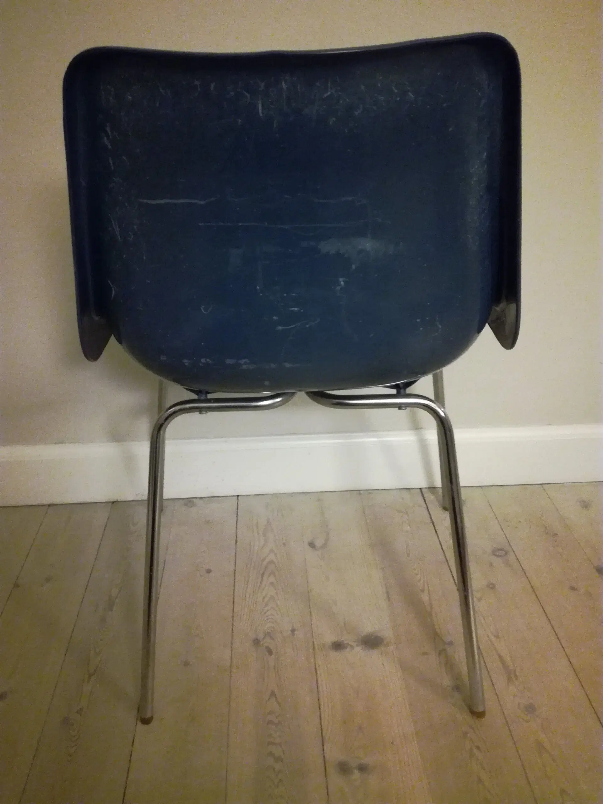 Robin Day Polypropylene Chair