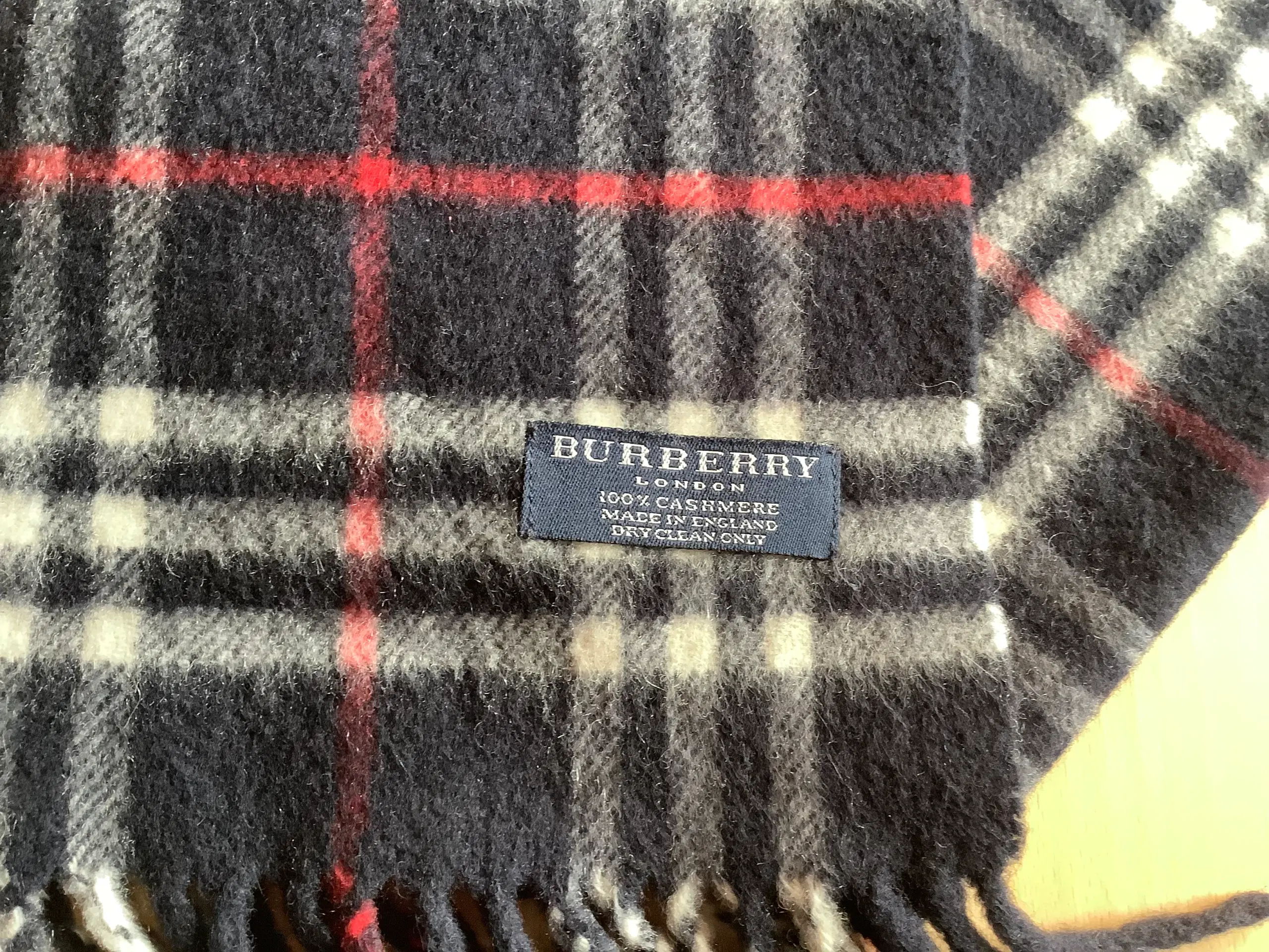 Burberry Cashmere halstørklæde til mænd