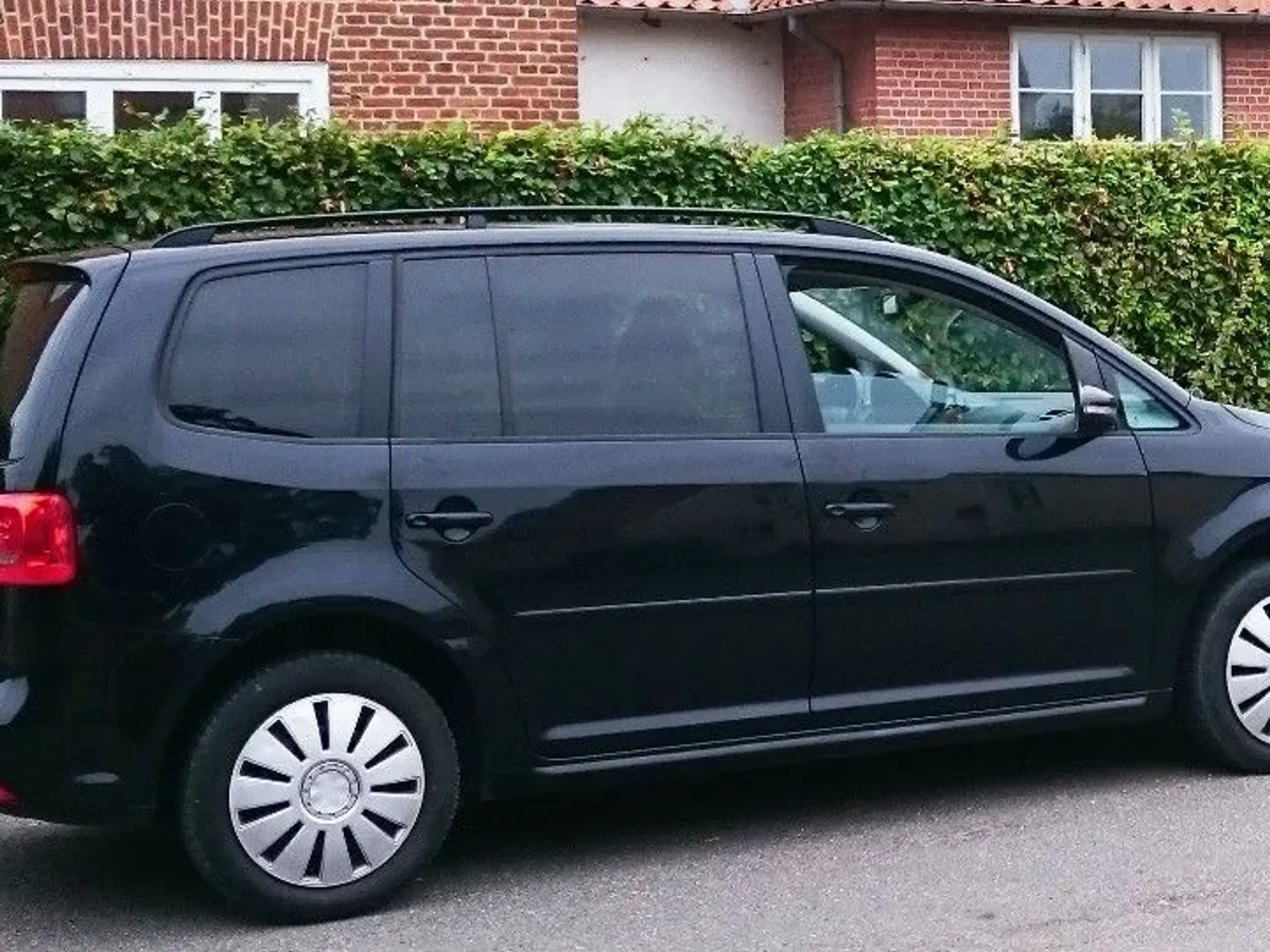 VW Touran Årg2011 20 blueMotion TDI Comfortline