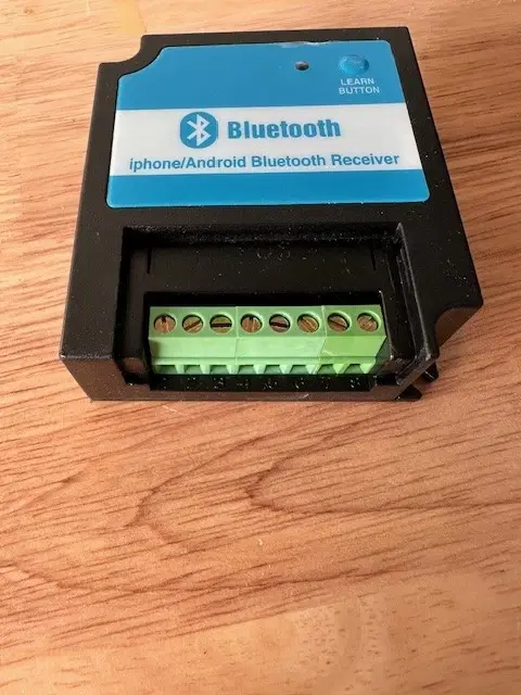 Bluetooth receiver relæ