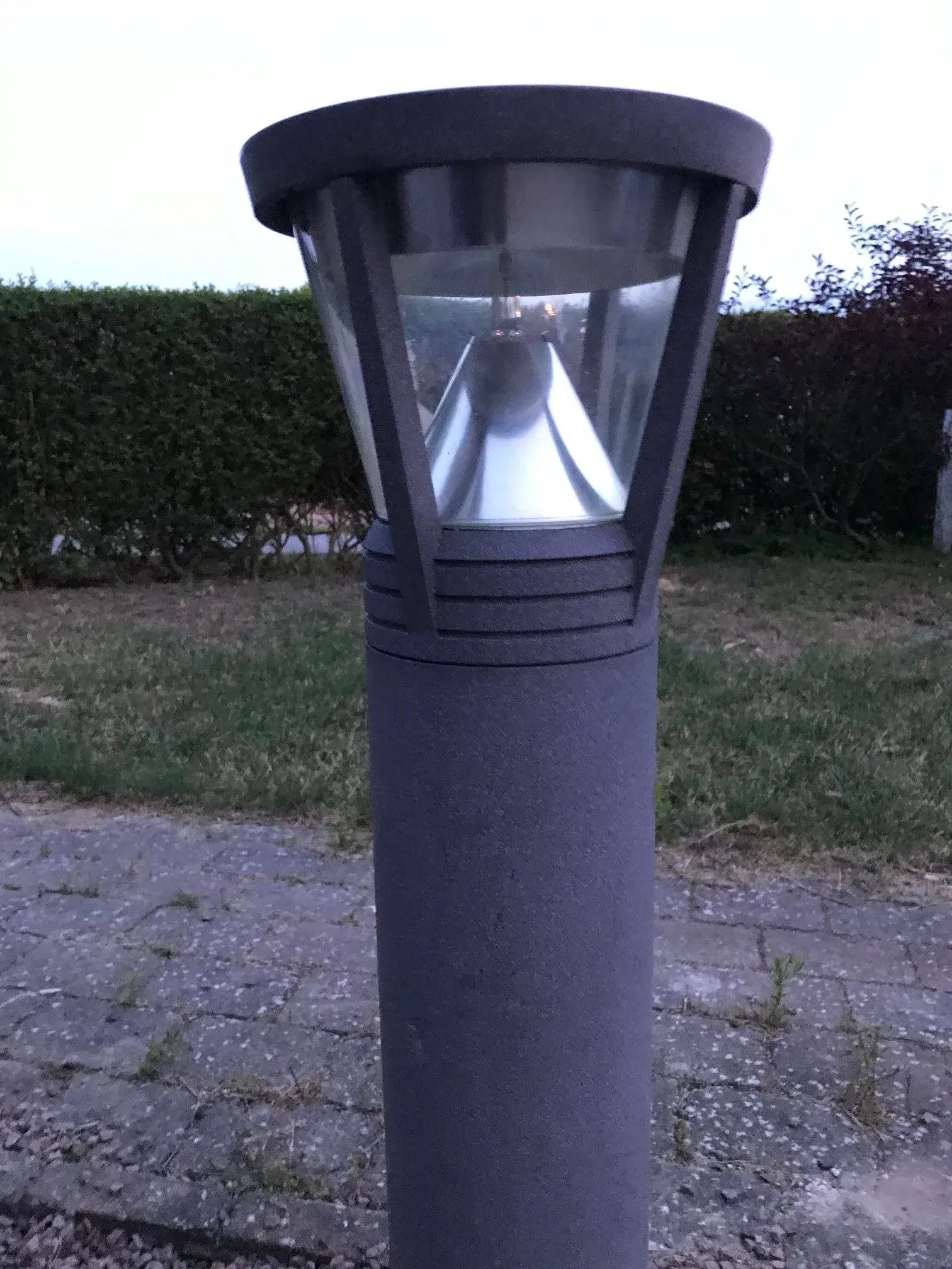 Bedlampe Riegens Ray Bollard Pullert