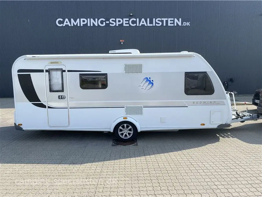 2017 - Knaus Südwind 580 FSK   Knaus 580 FSK med 3 køjer model 2017 Kan nu ses hos Camping-Specialistendk