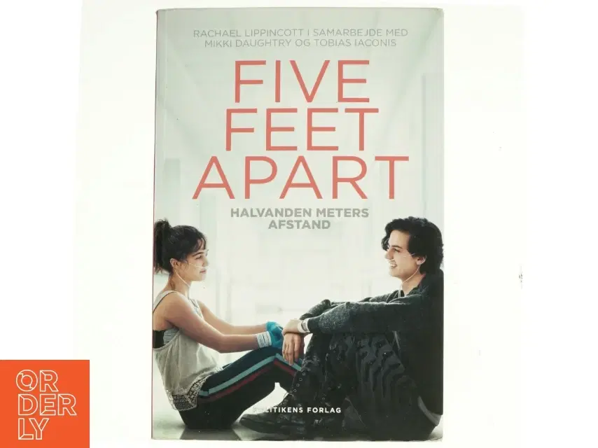 Five feet apart : halvanden meters afstand af Rachael Lippincott (Bog)