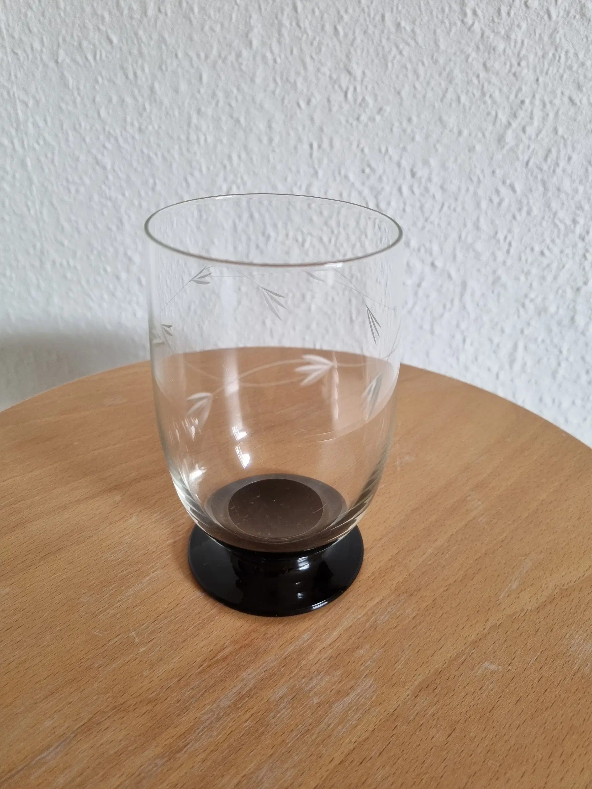 Glas