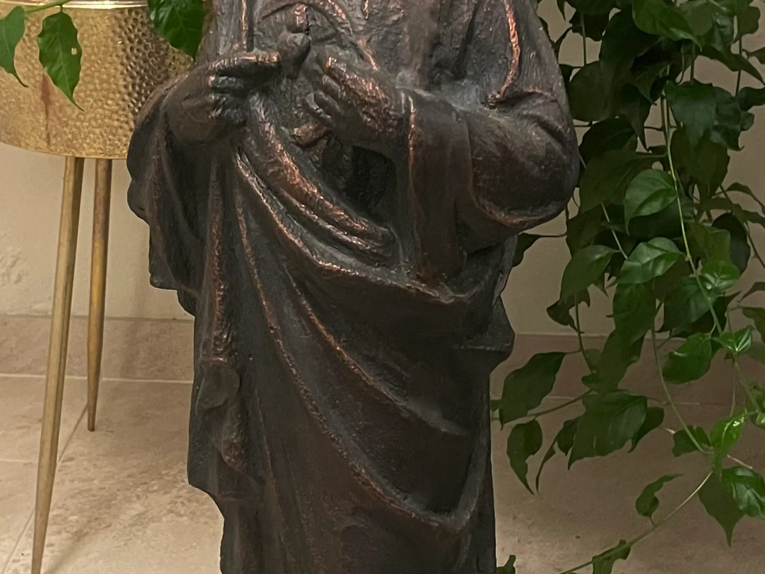 Statue 86 cm