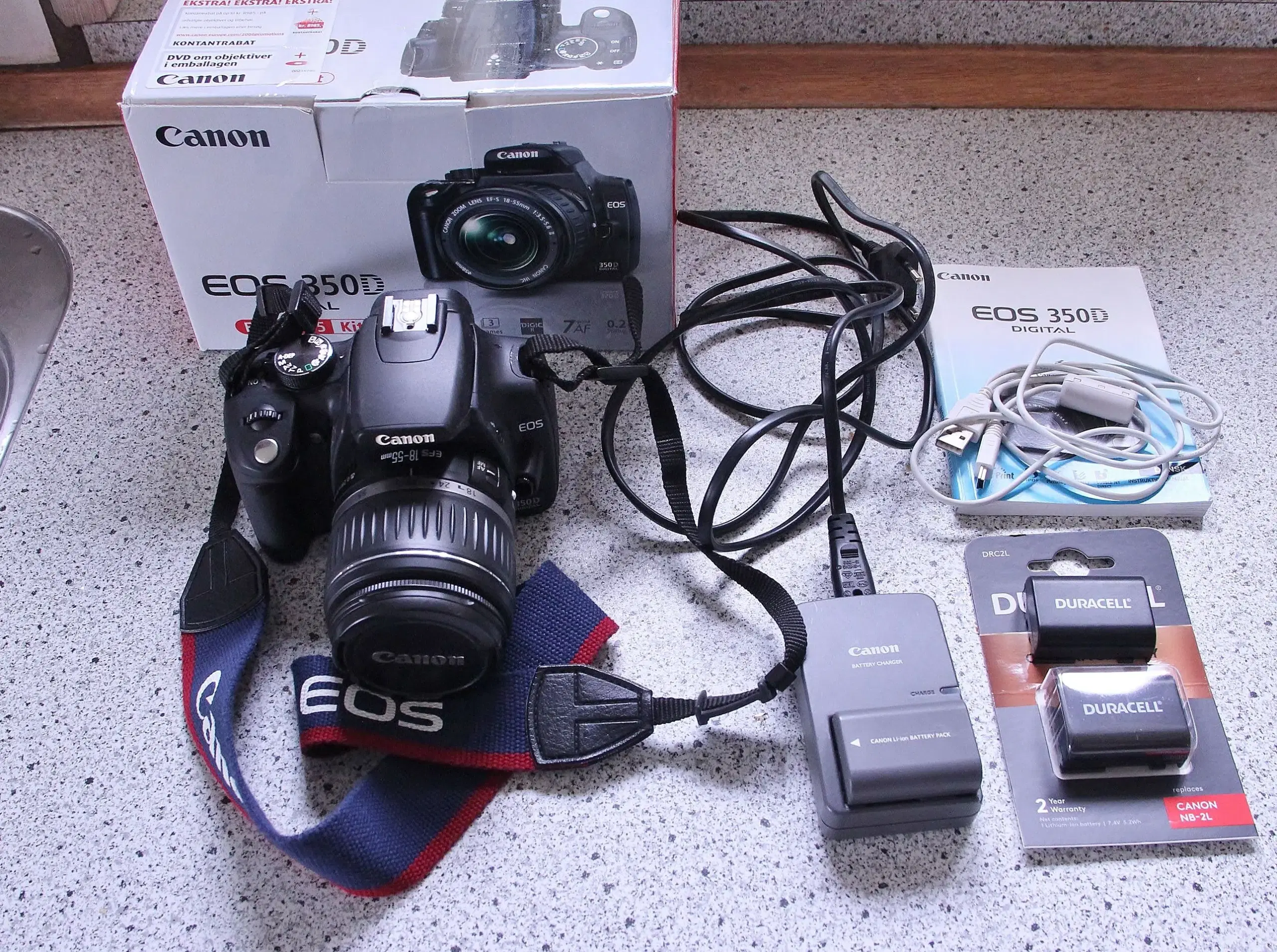 Canon   EOS  350 D