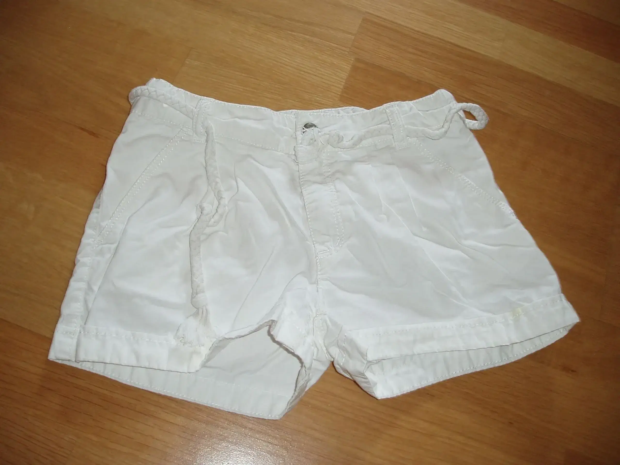 Pomp de lux shorts str 134-140