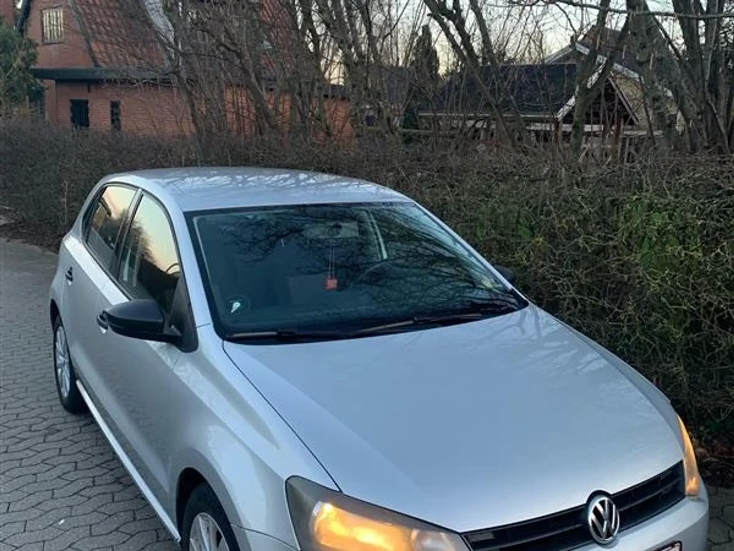 VW Polo 12