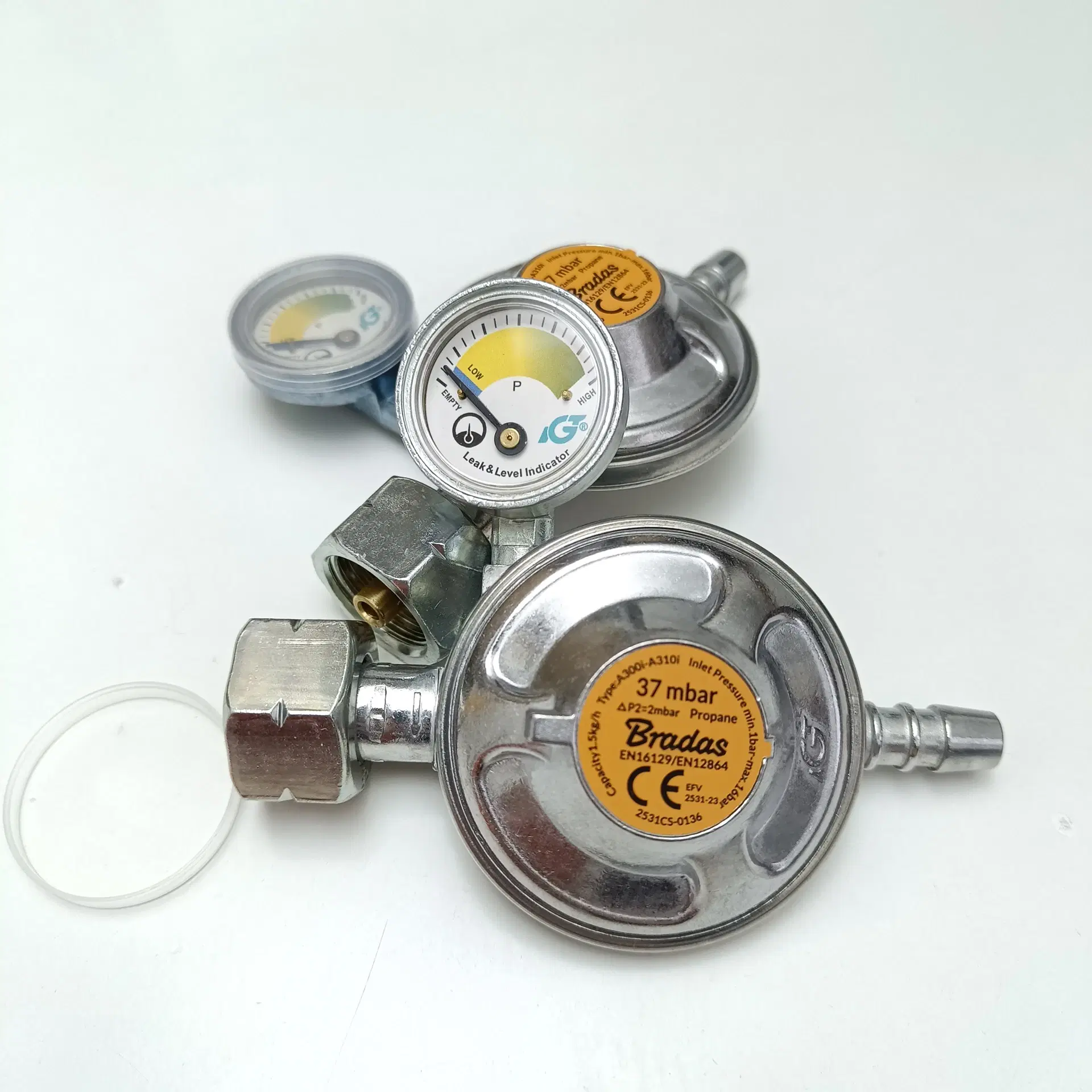 NY! 37mbar Gasregulator + Manometer til Gasflaske