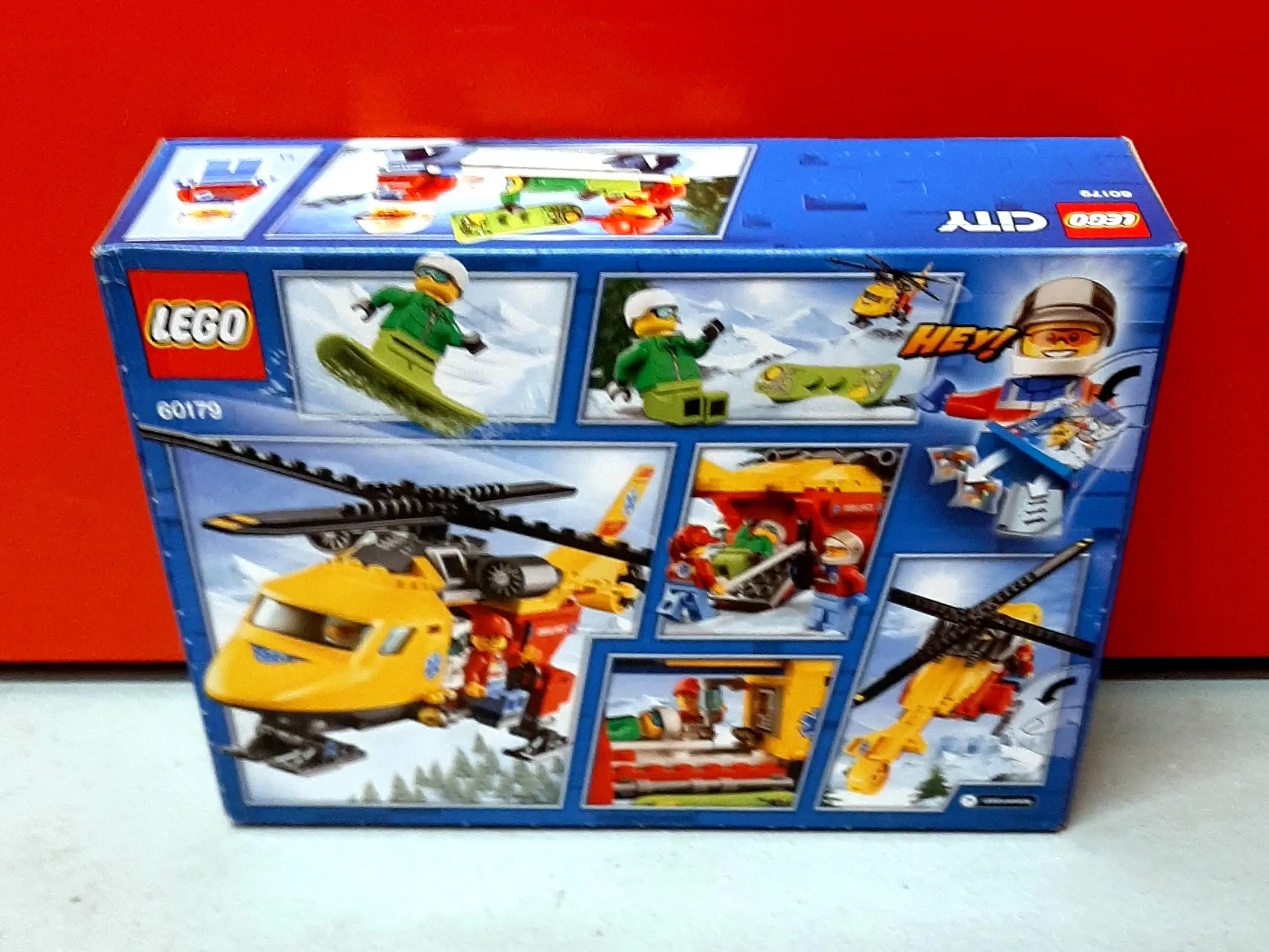 LEGO 60179 Ambulancehelikopter