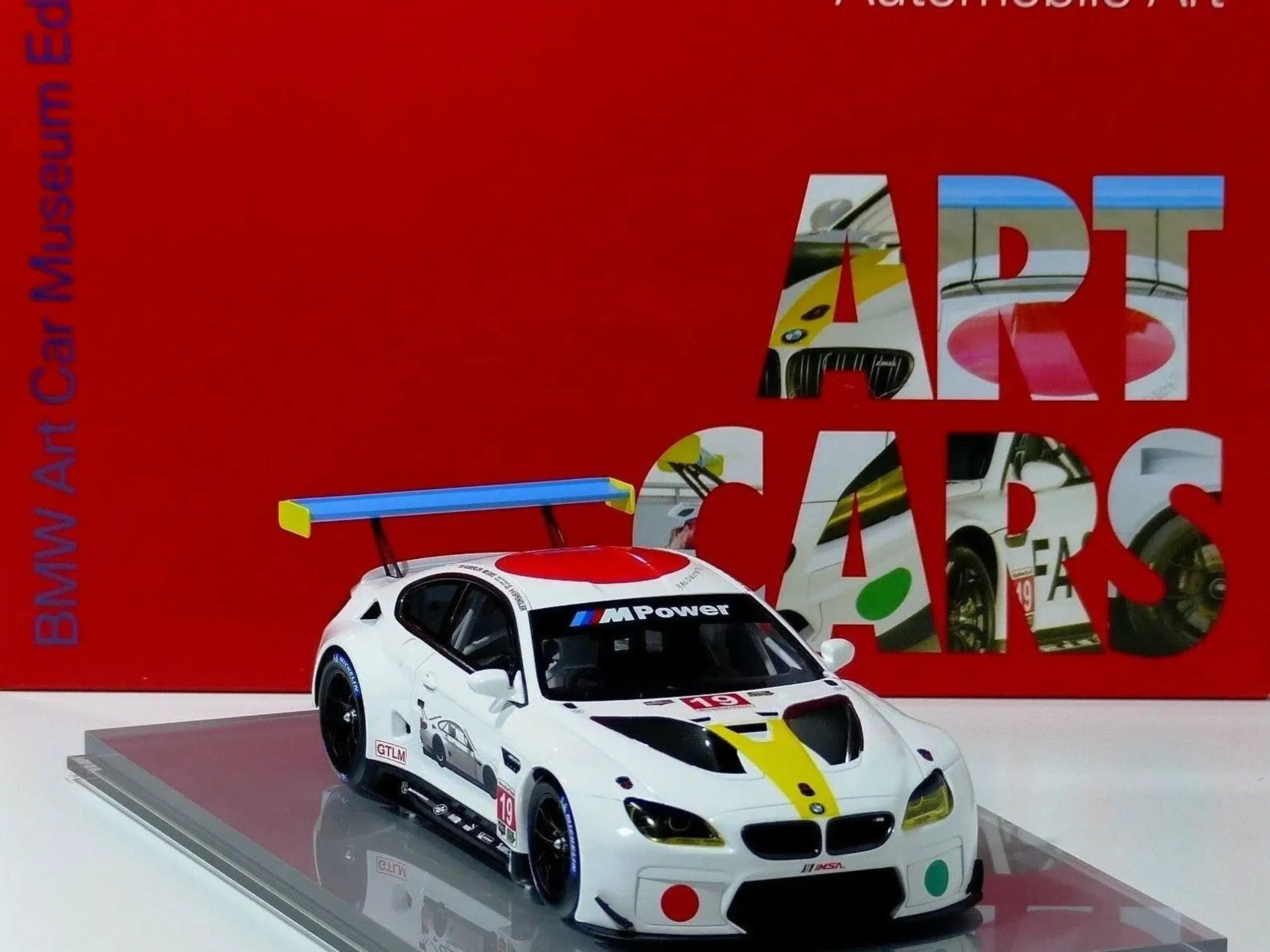 2016 BMW M6 GTLM Artcar 1:18  Producent: KYOSHO