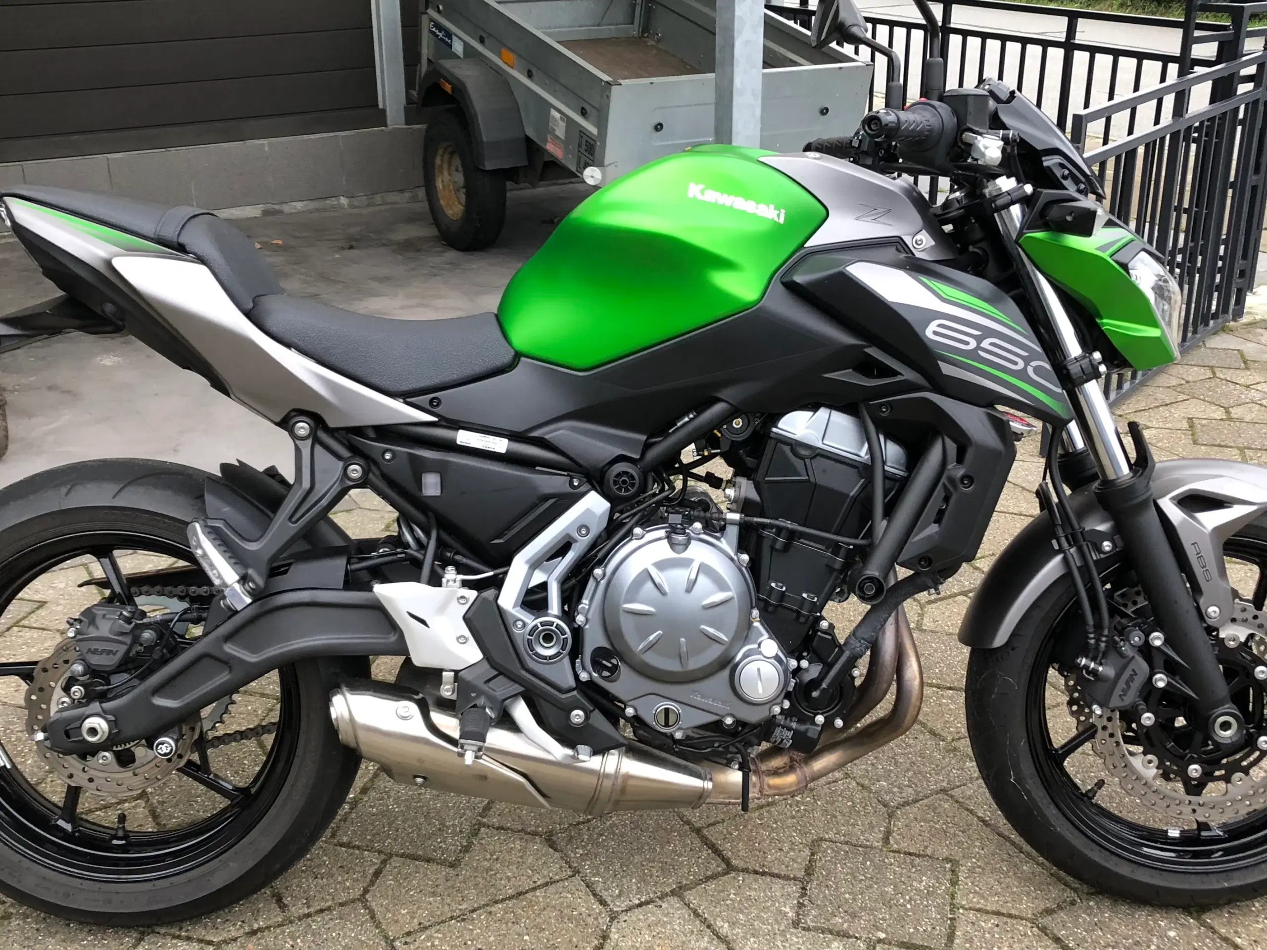 Kawasaki z 650