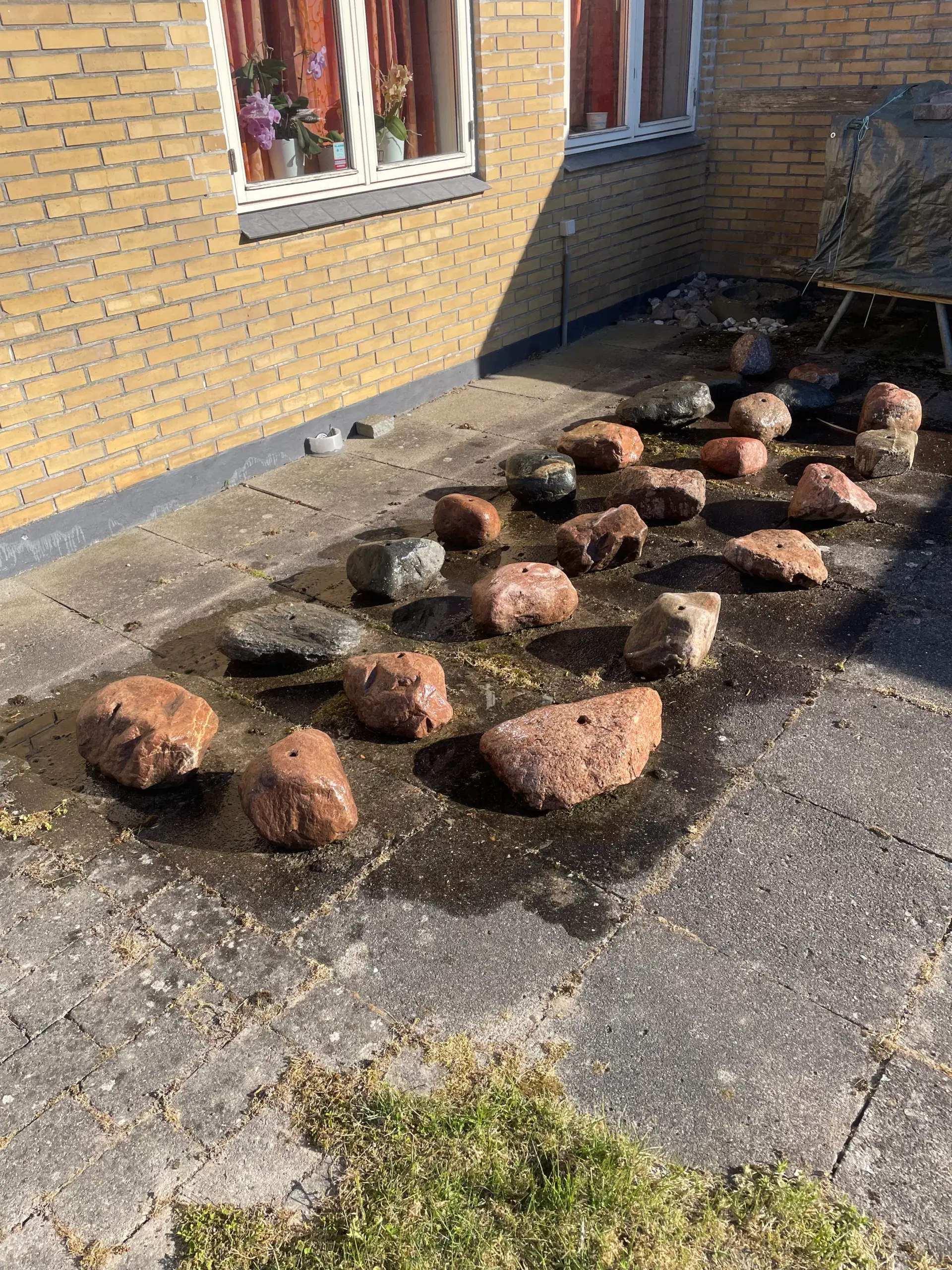 vandsten springvand havedam