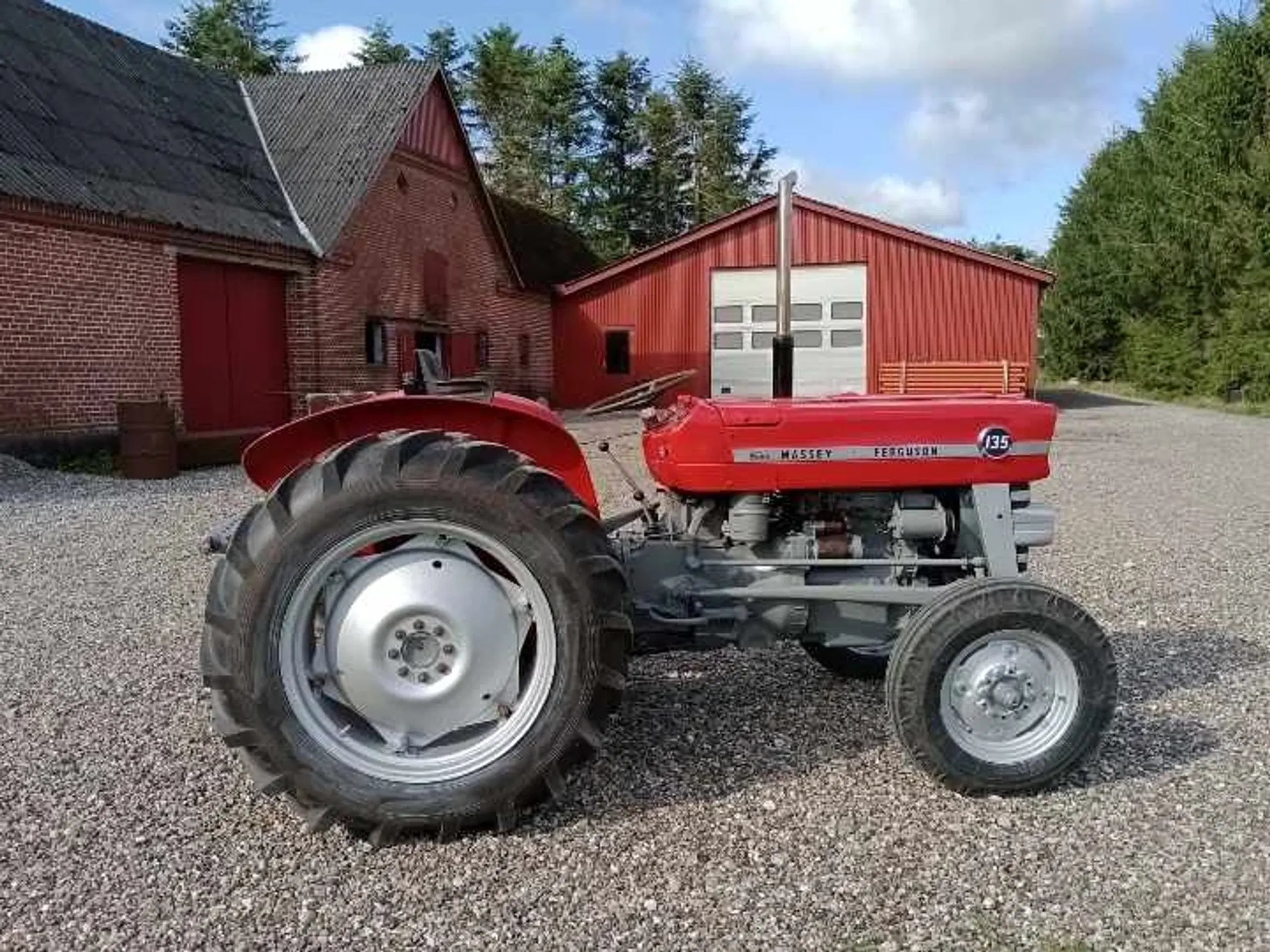 traktor mf 135 diesel