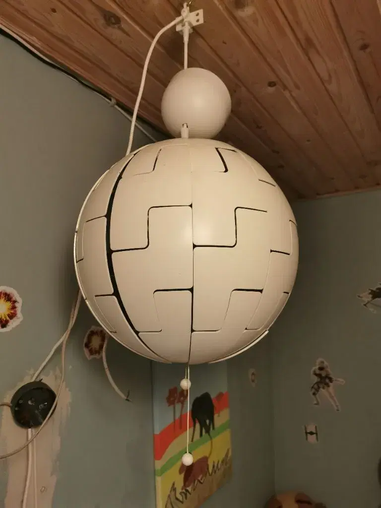 Ikea globe loftlampe