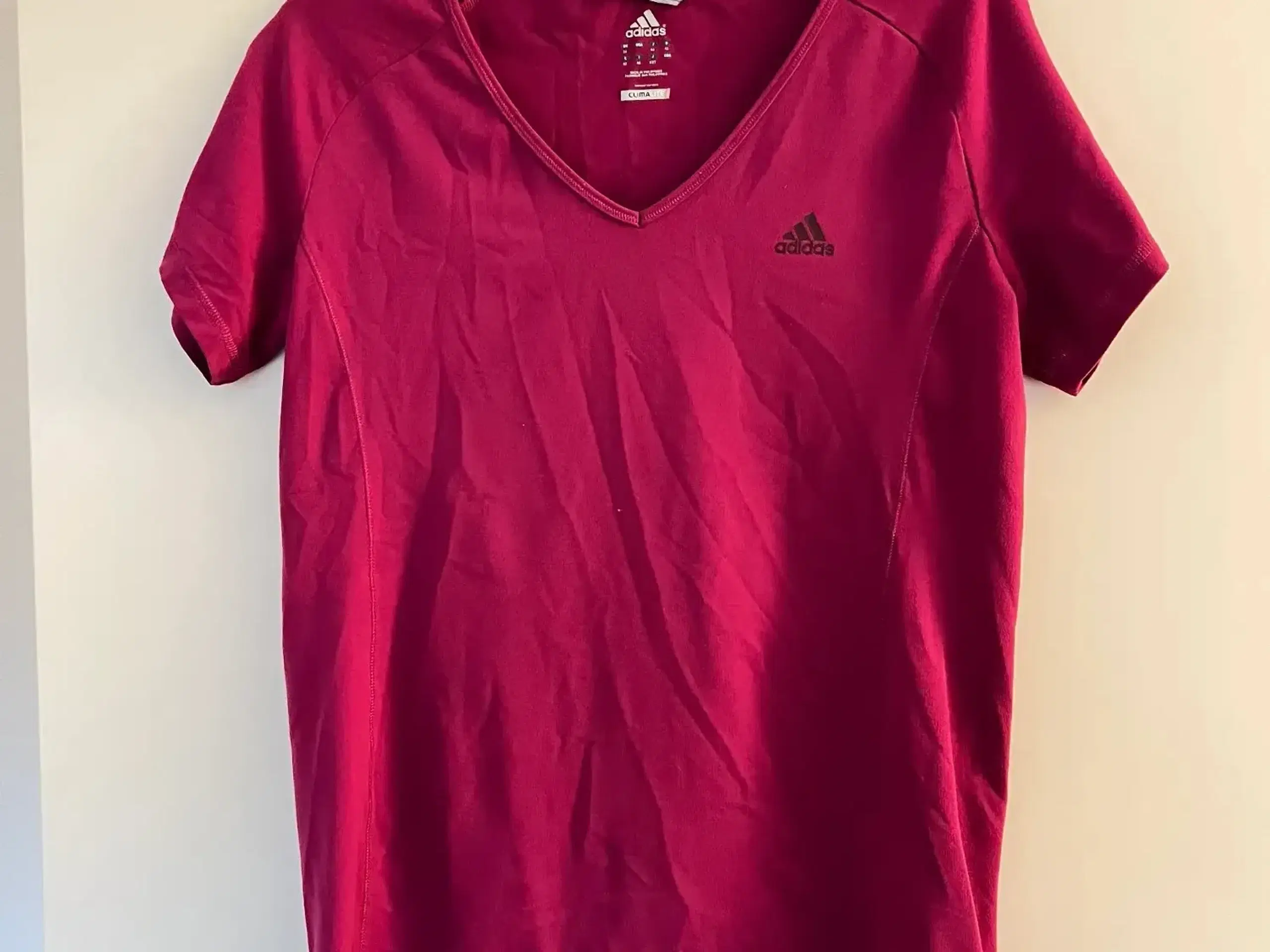 Adidas Climate mørk ceriserød sportsbluse str 42