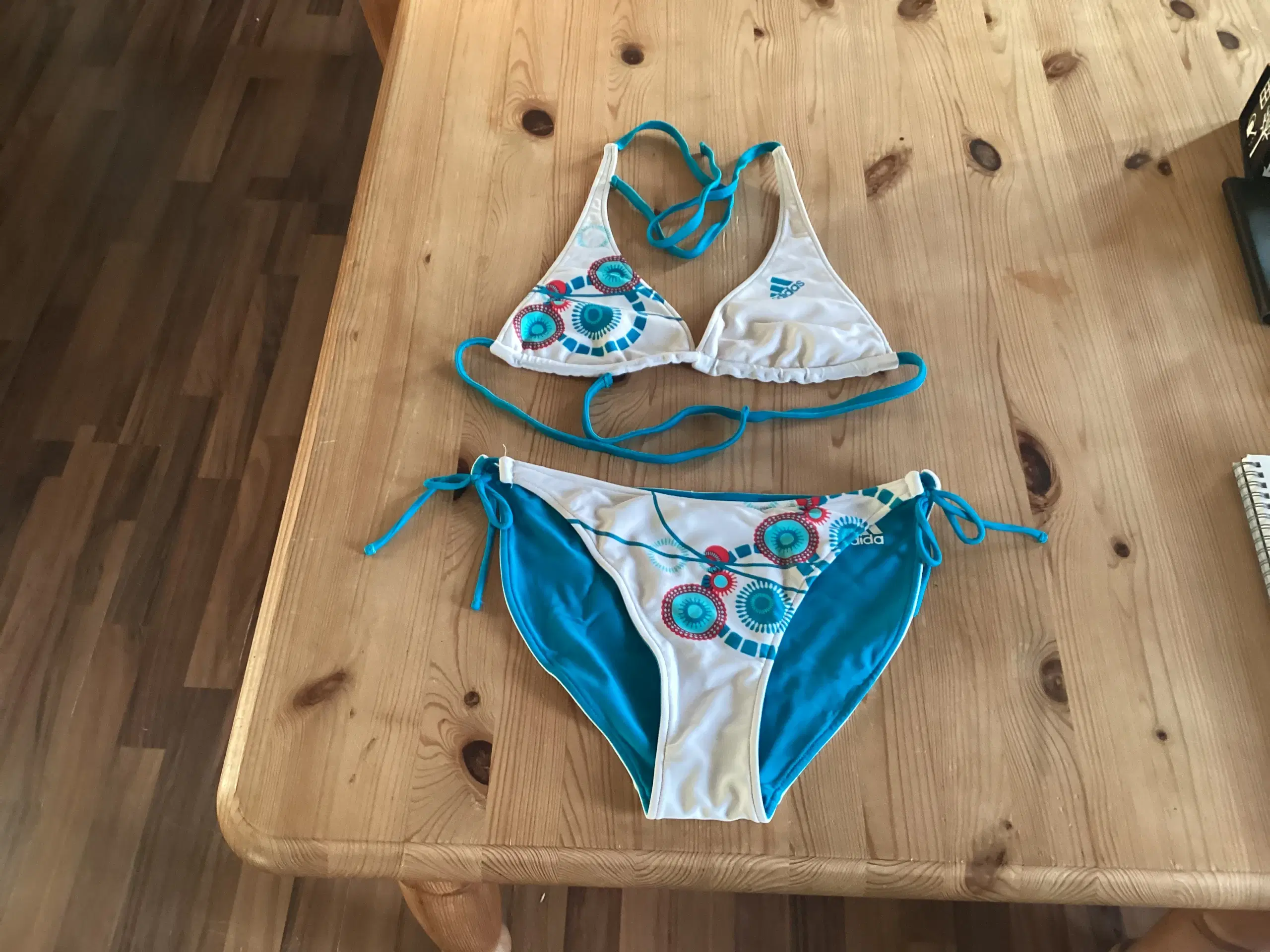 Masser Af Bikini Forsk Str