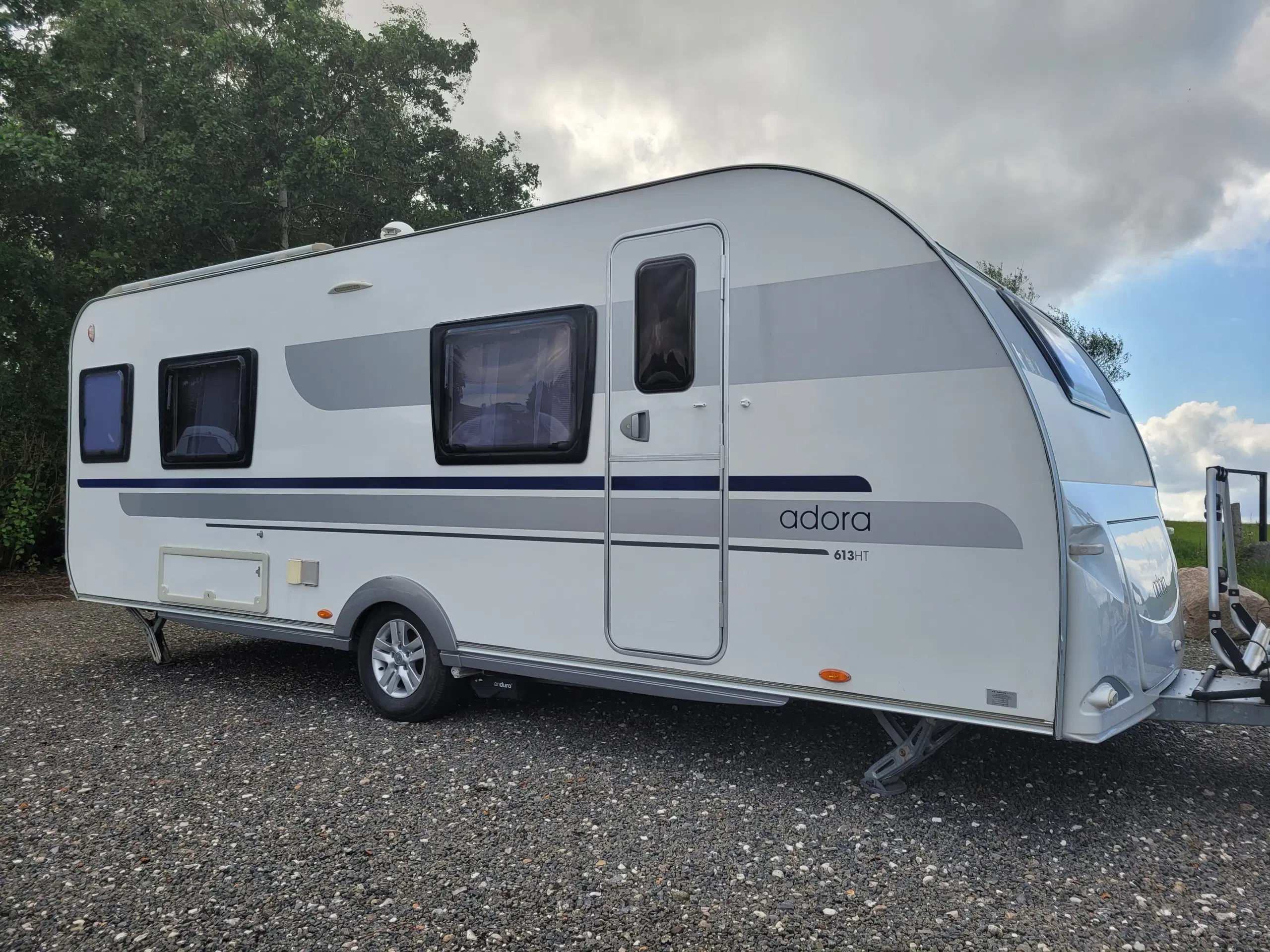 2013 Adria 613 HTBILLIG ENGROS